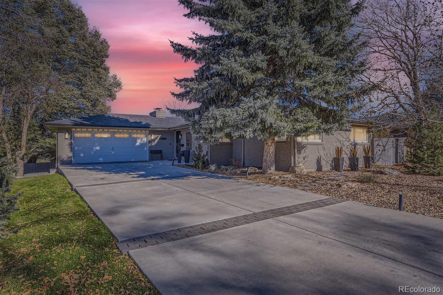 Photo one of 6000 S Southwood Dr Centennial CO 80121 | MLS 3482499