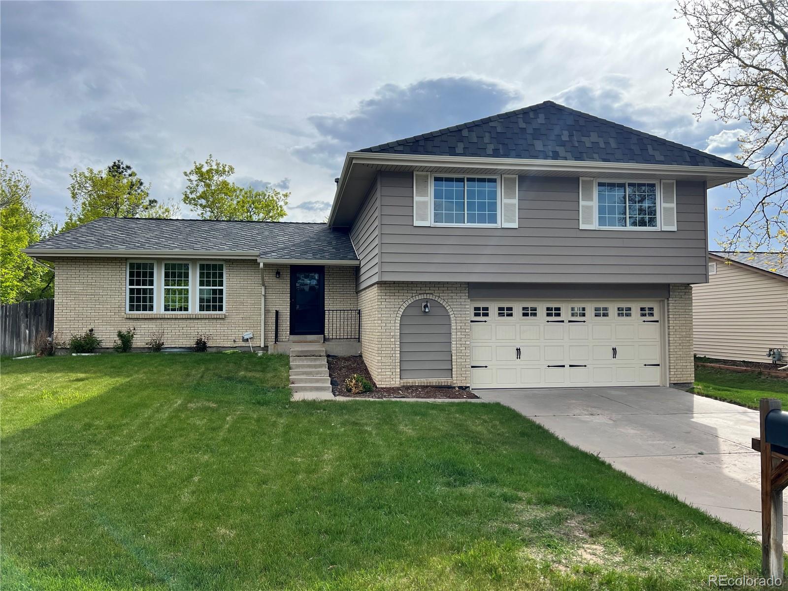 Photo one of 3454 S Ouray Way Aurora CO 80013 | MLS 4003857