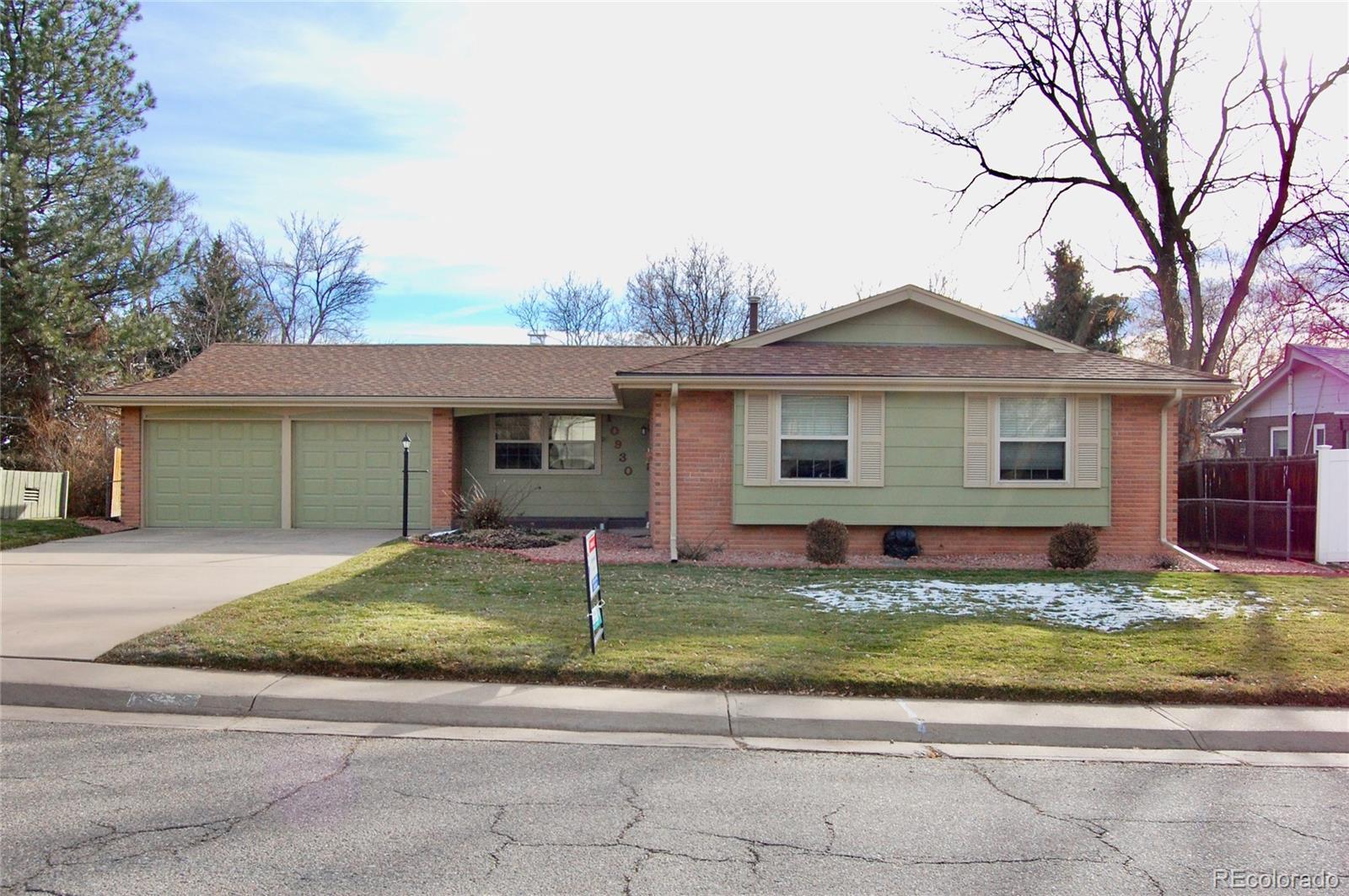 Photo one of 10930 W 71St Pl Arvada CO 80004 | MLS 4191659