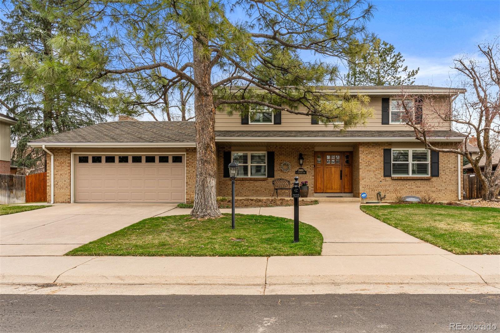 Photo one of 3980 S Narcissus Way Denver CO 80237 | MLS 4755389