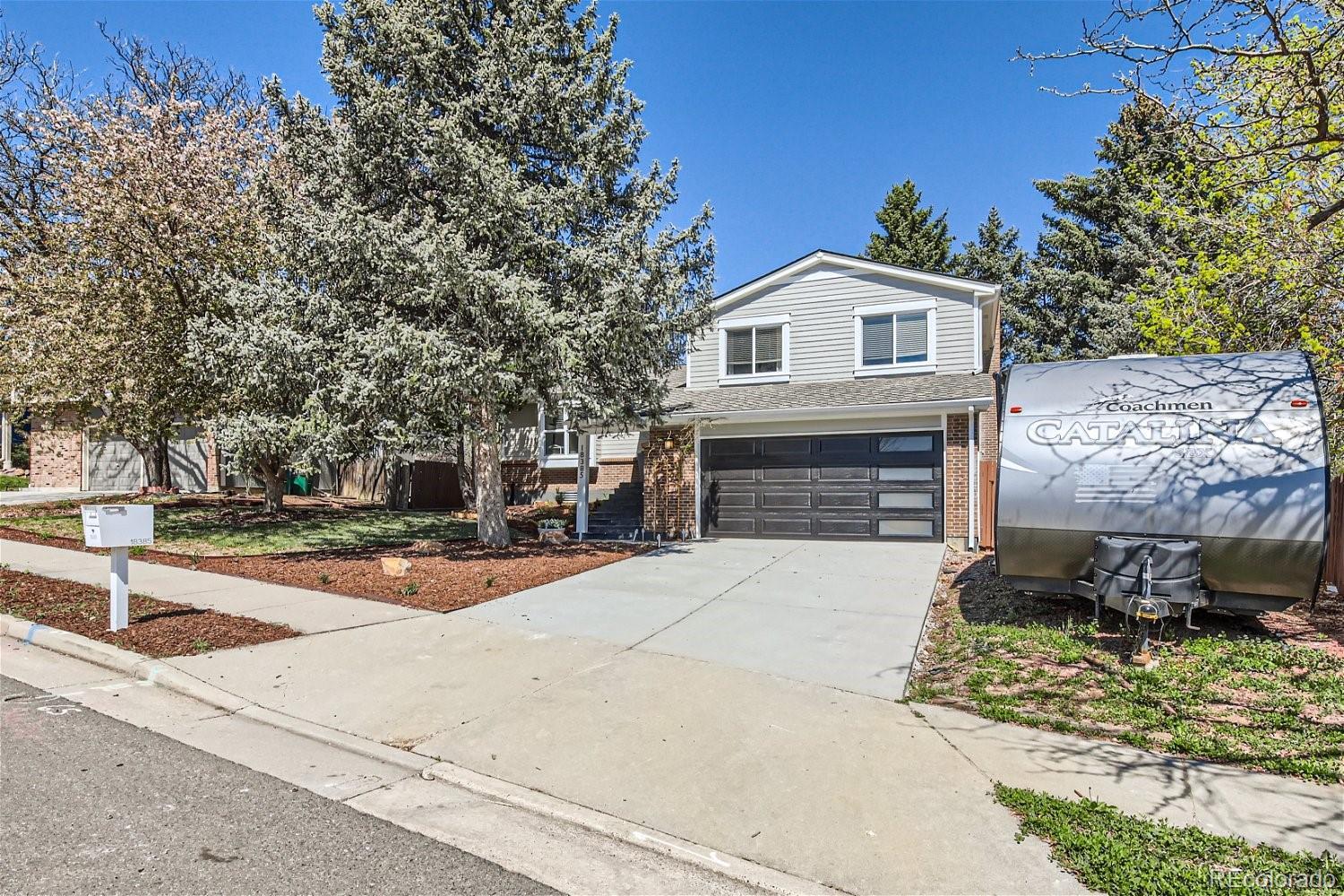 Photo one of 18385 E Mansfield Ave Aurora CO 80013 | MLS 5541683