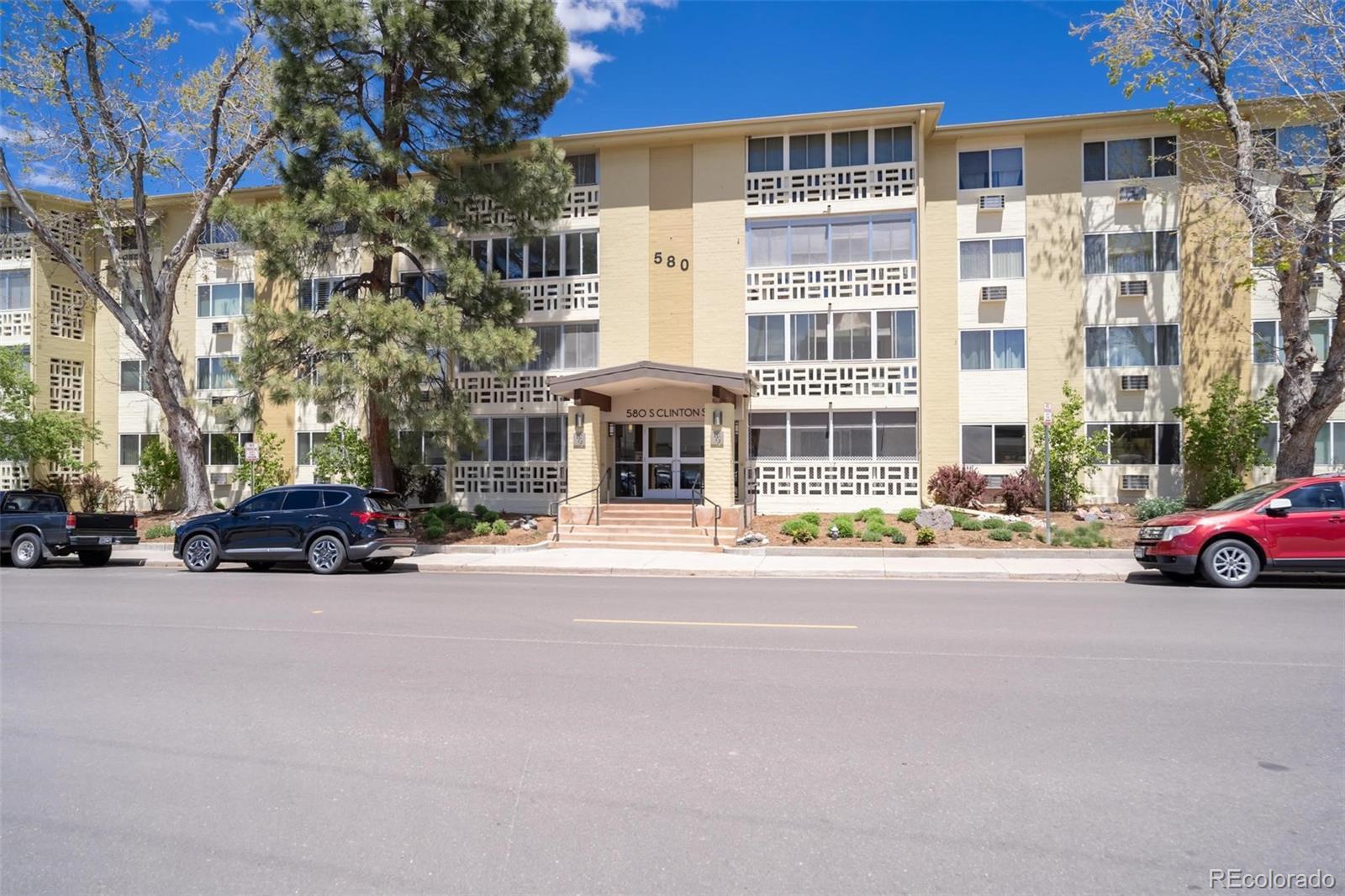 Photo one of 580 S Clinton St # 10 Denver CO 80247 | MLS 8640923