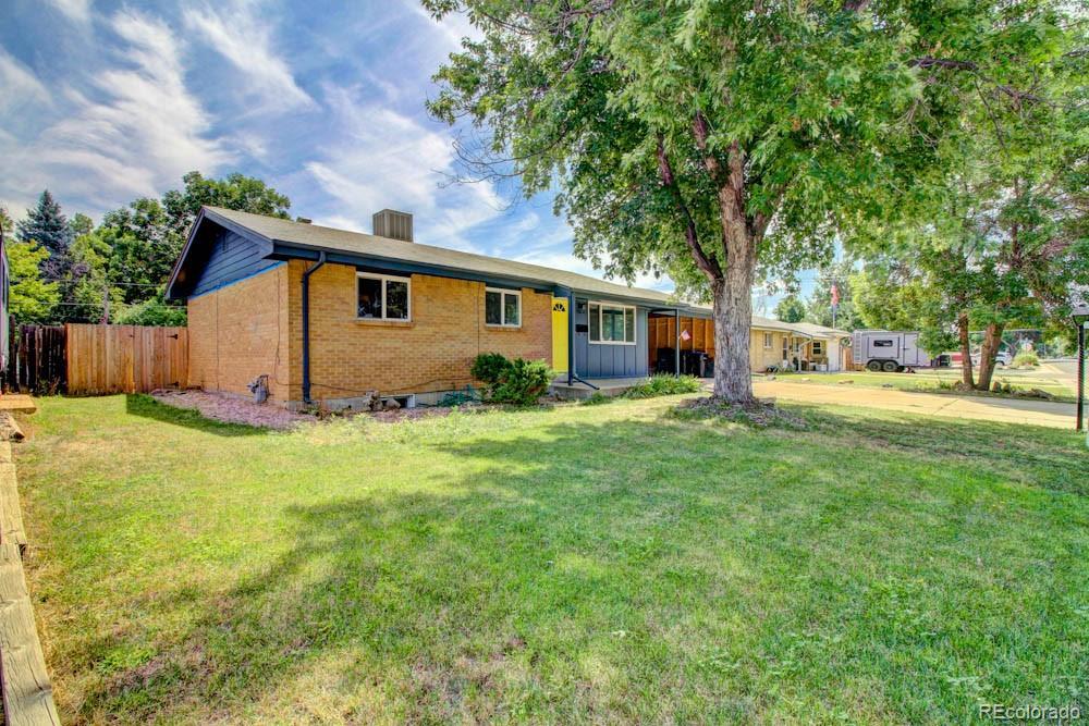 Photo one of 8418 Ames St Arvada CO 80003 | MLS 9133789