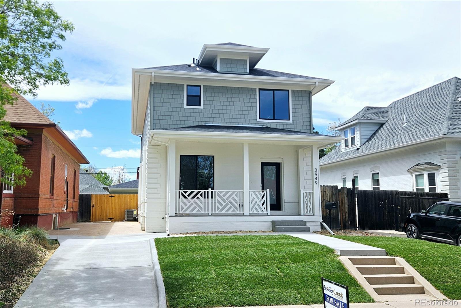 Photo one of 3949 Umatilla St Denver CO 80211 | MLS 9379289