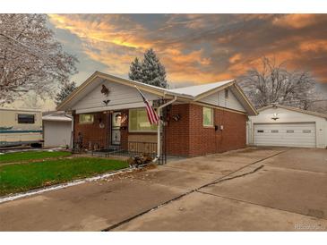 Photo one of 1440 S Chase Ct Lakewood CO 80232 | MLS 6902382