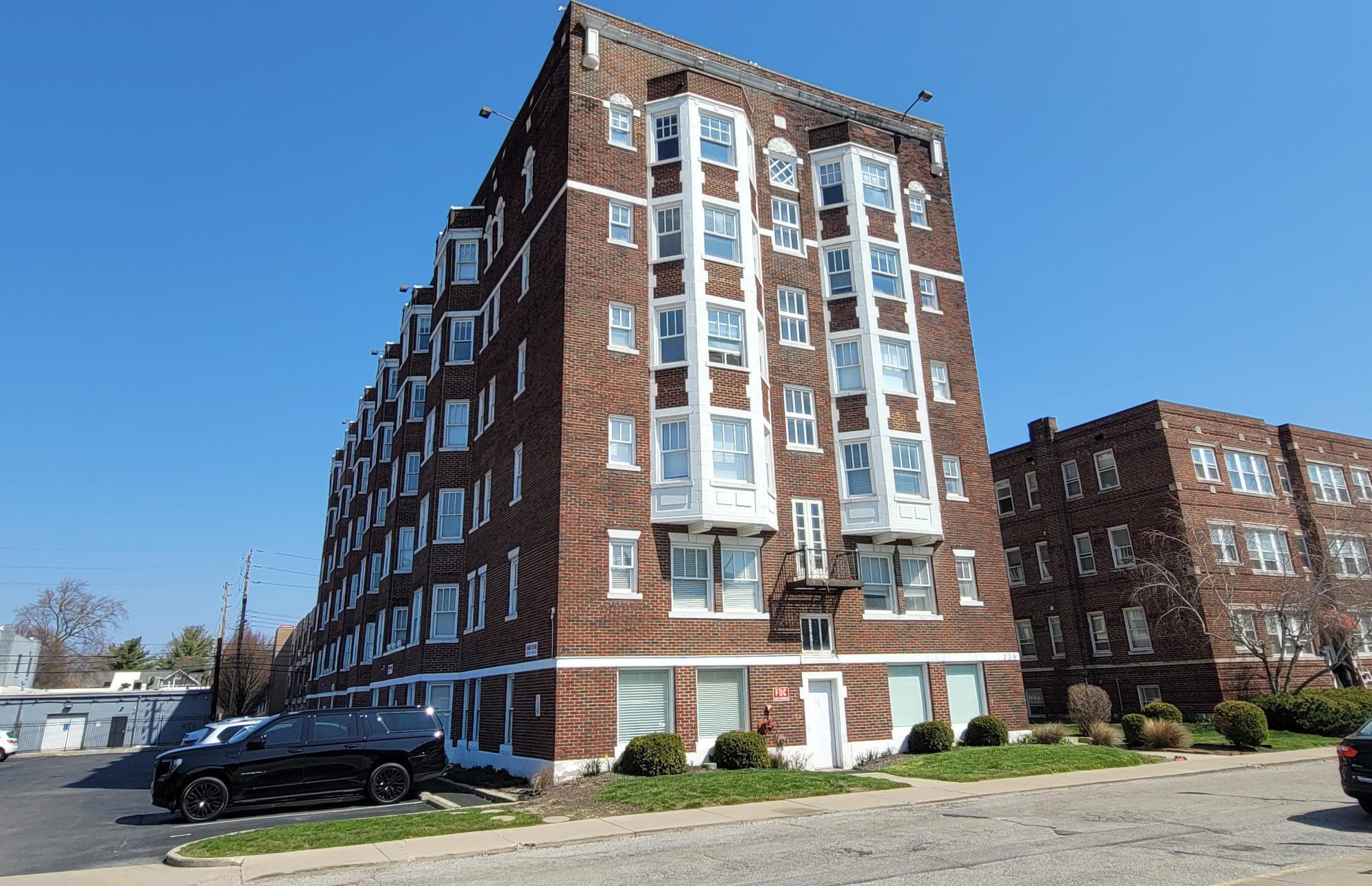 Photo one of 230 E 9Th St # 502 Indianapolis IN 46204 | MLS 21912868