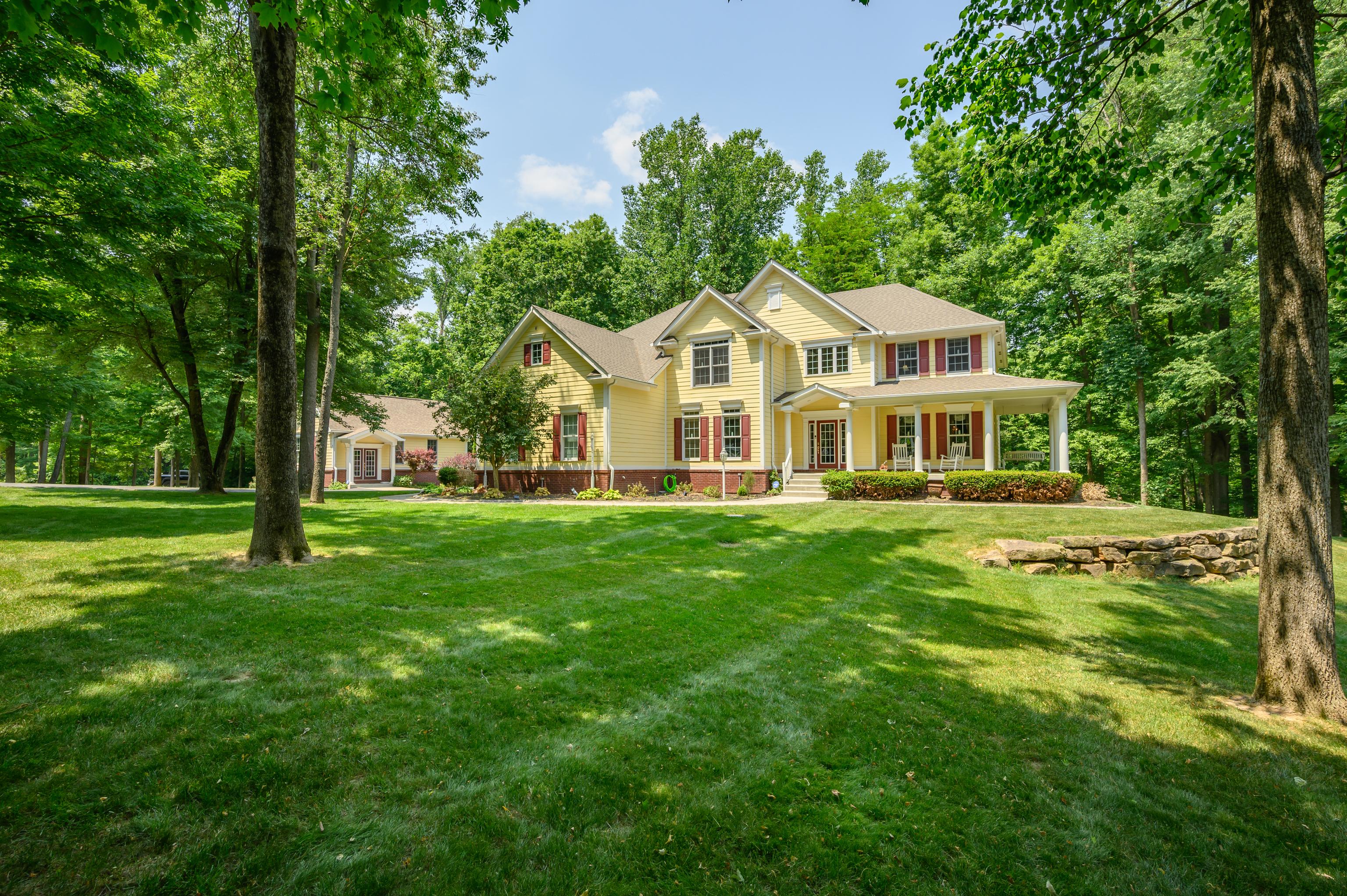 Photo one of 1104 W Greencastle Road Mooresville IN 46158 | MLS 21926480