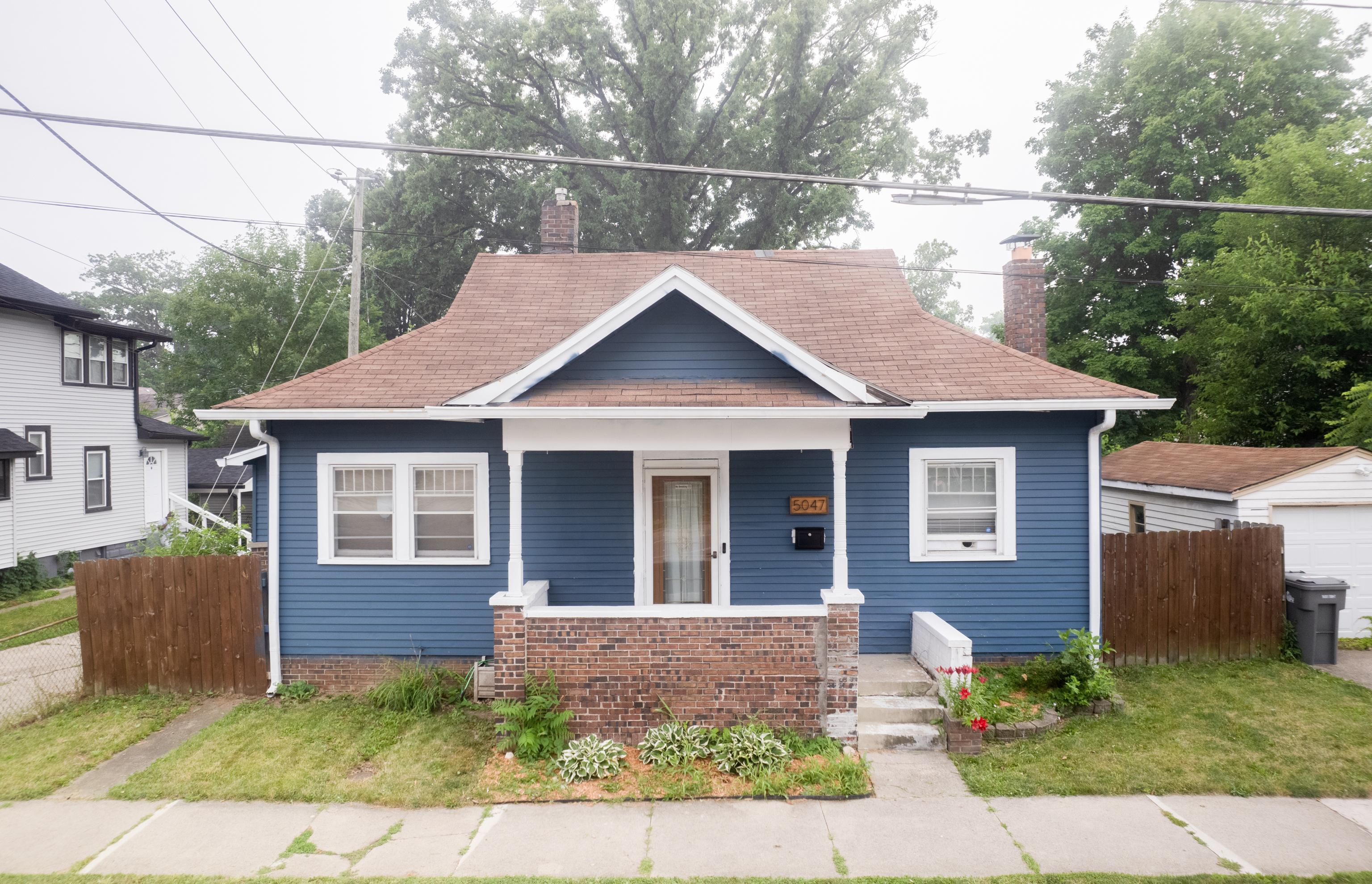 Photo one of 5047 E Michigan St Indianapolis IN 46201 | MLS 21929087