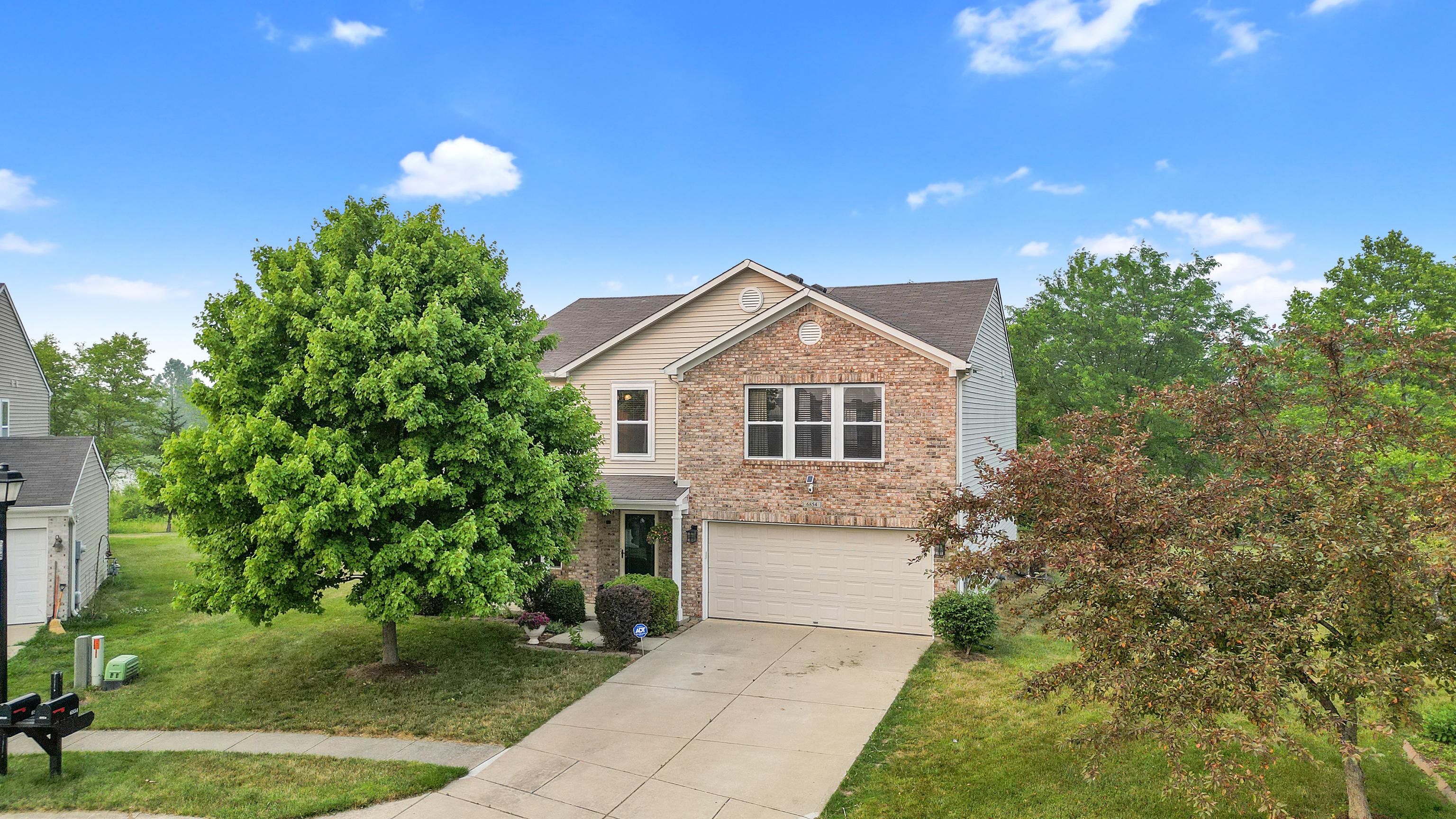 Photo one of 6854 Tadpole Ct Indianapolis IN 46237 | MLS 21929373