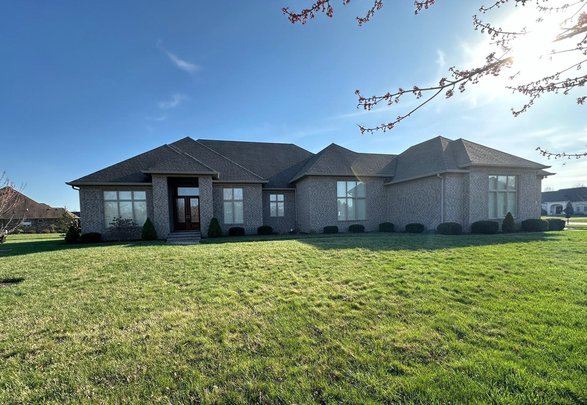 Photo one of 5957 Claybrook Dr Bargersville IN 46106 | MLS 21932701
