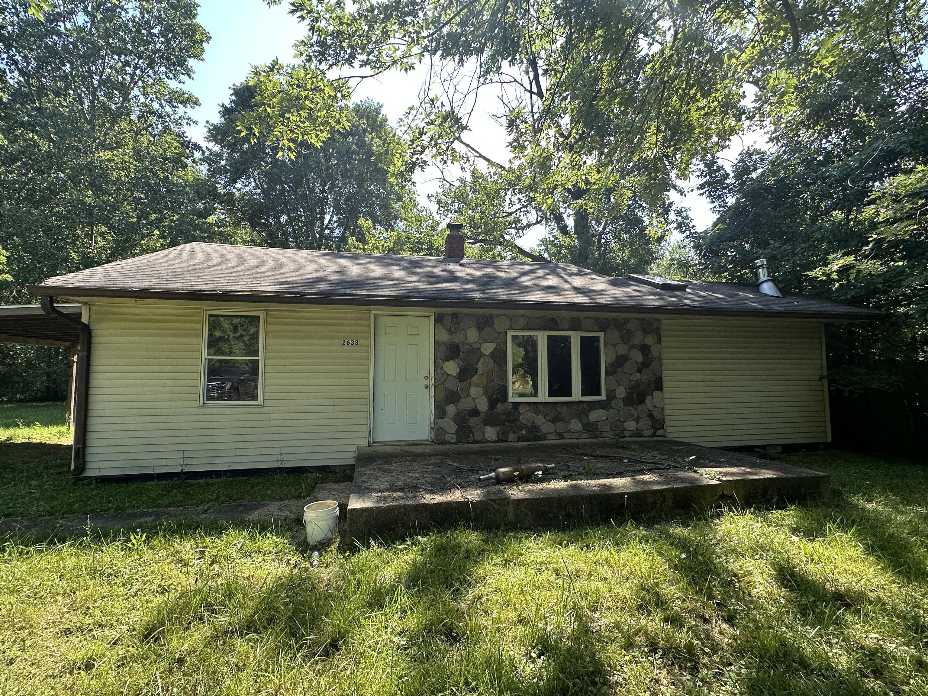 Photo one of 2633 N Layman Ave Indianapolis IN 46218 | MLS 21936279