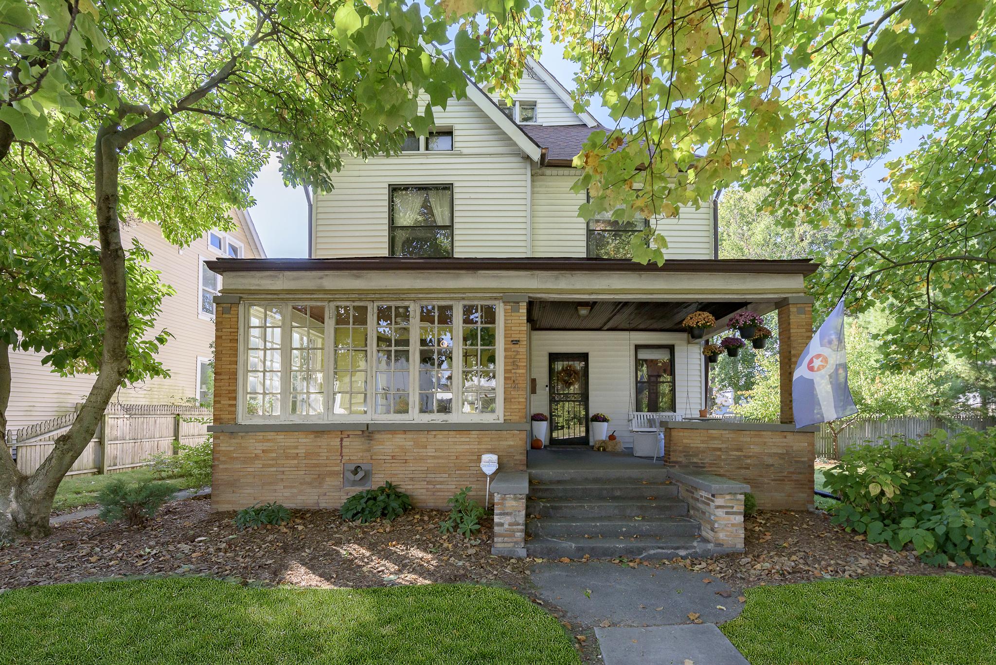 Photo one of 2514 N Carrollton Ave Indianapolis IN 46205 | MLS 21948260