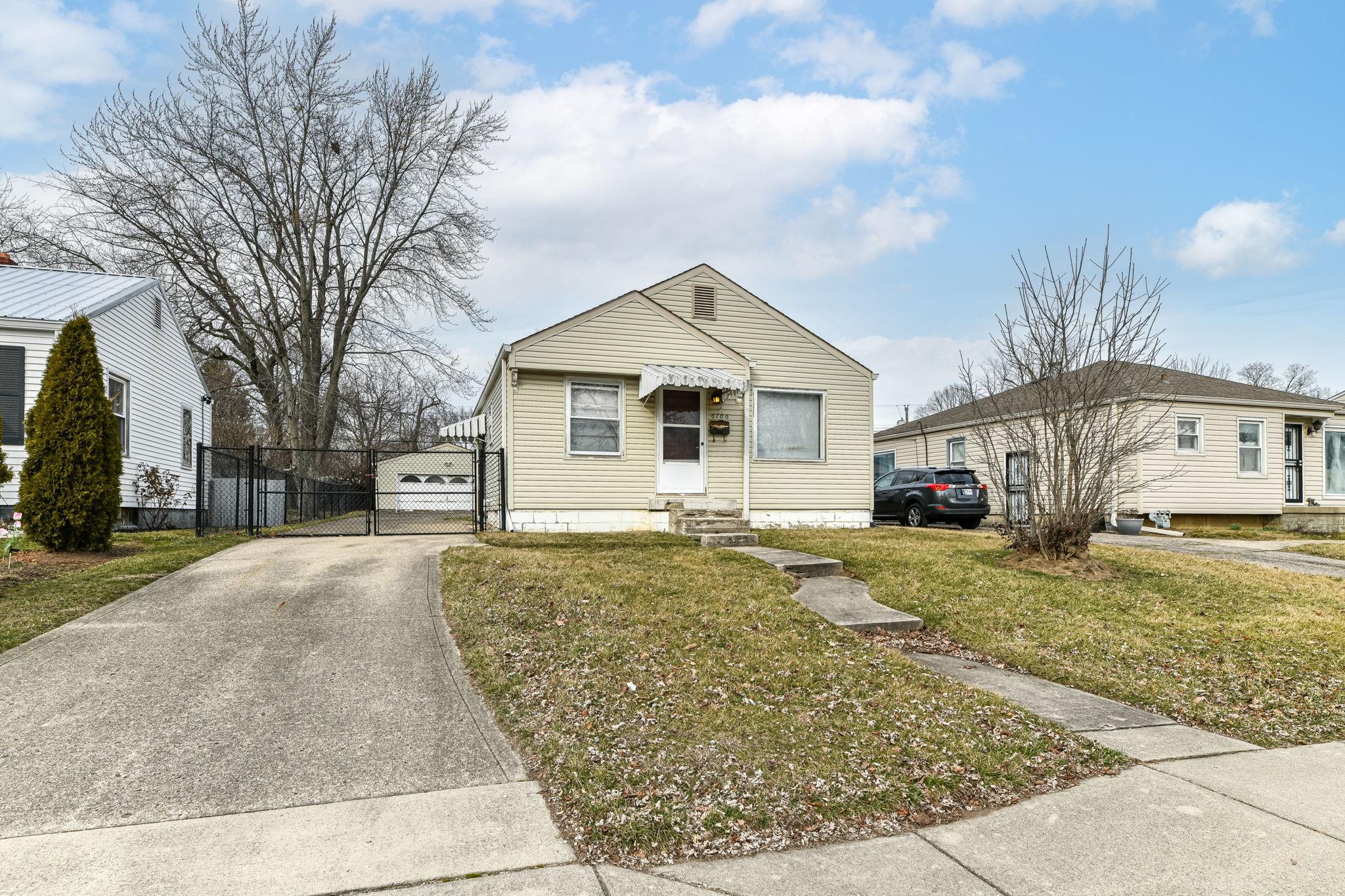 Photo one of 6706 E 18Th St Indianapolis IN 46219 | MLS 21951142