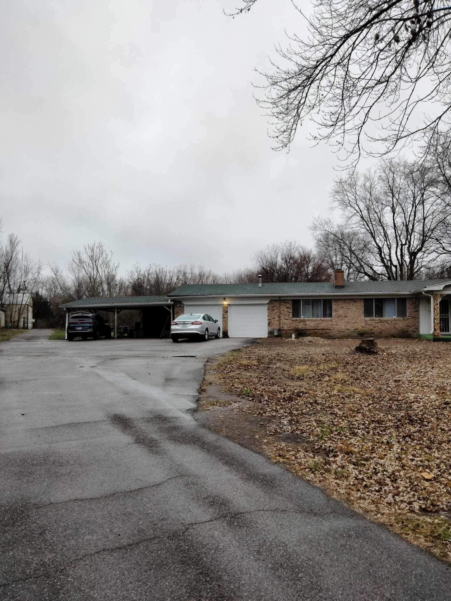 Photo one of 5385 Southeastern Ave Indianapolis IN 46203 | MLS 21955293