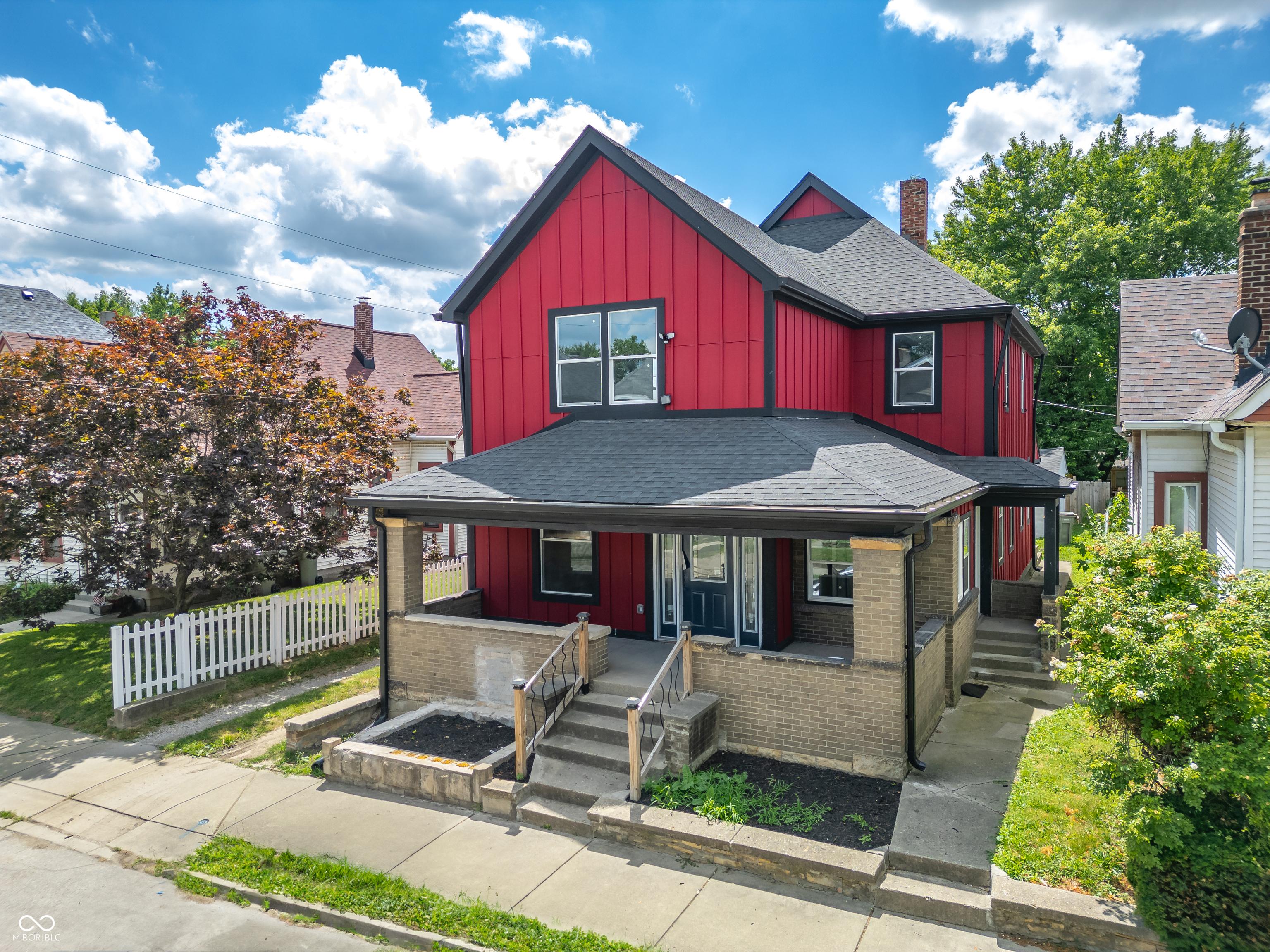 Photo one of 1810 Union St Indianapolis IN 46225 | MLS 21955660