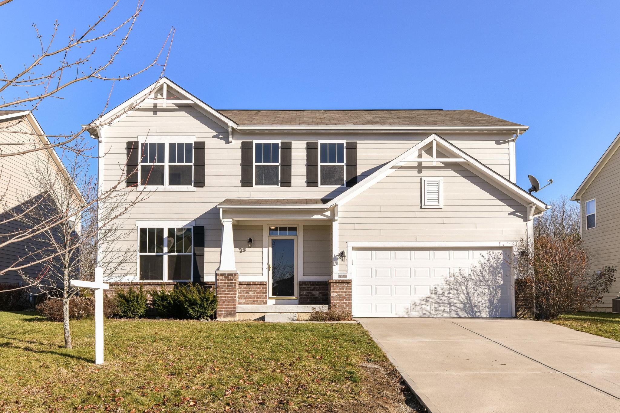 Photo one of 9787 Clay Brook Dr McCordsville IN 46055 | MLS 21955926