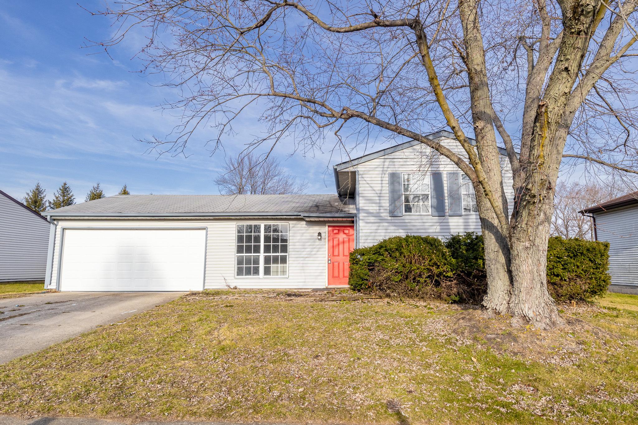 Photo one of 6135 Old Mill Dr Indianapolis IN 46221 | MLS 21957561