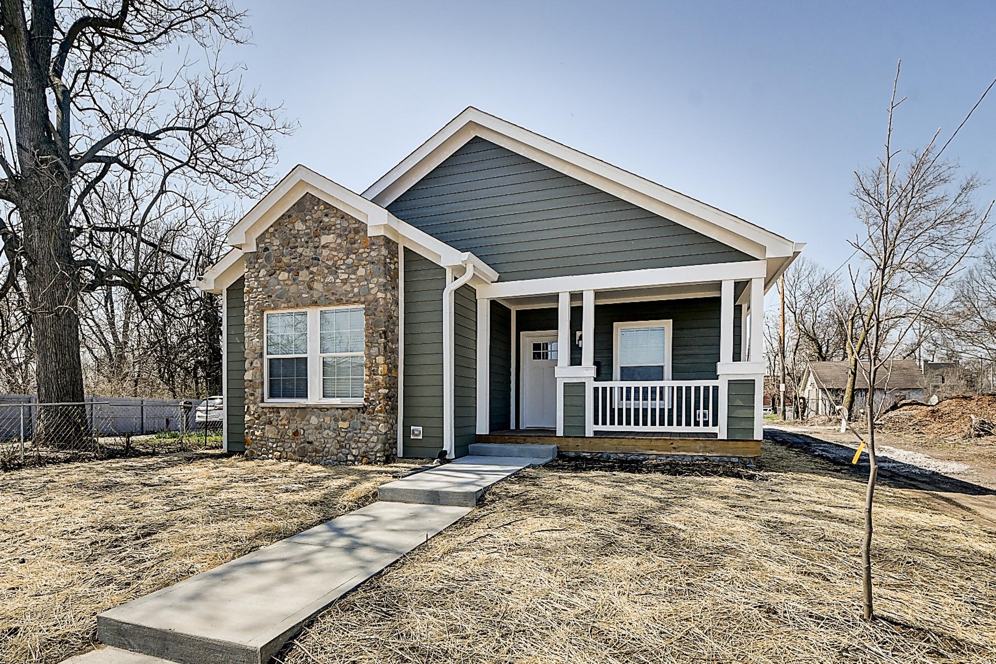 Photo one of 2030 Rembrandt St Indianapolis IN 46202 | MLS 21961300