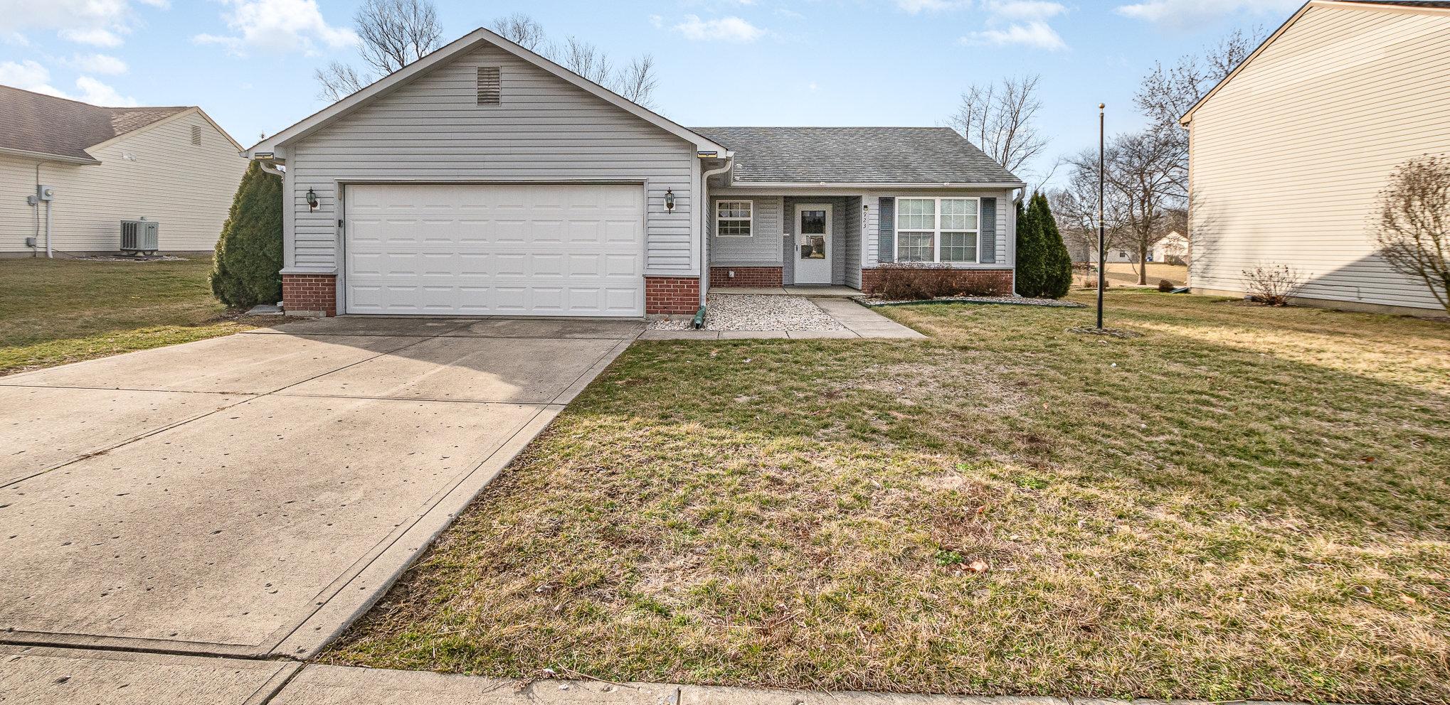 Photo one of 923 Congressional Way Shelbyville IN 46176 | MLS 21961645