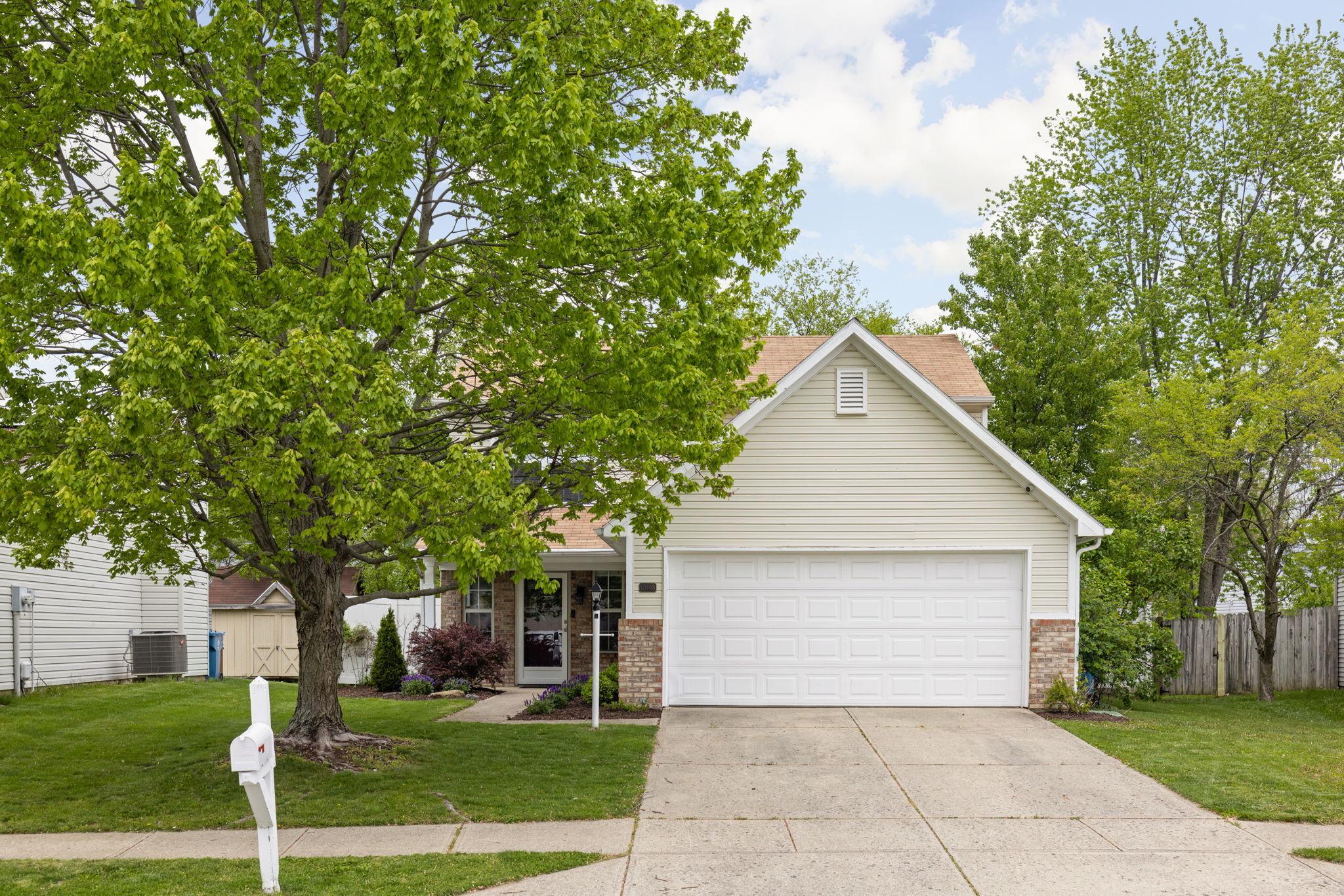Photo one of 6008 Polonius Dr Indianapolis IN 46254 | MLS 21962780