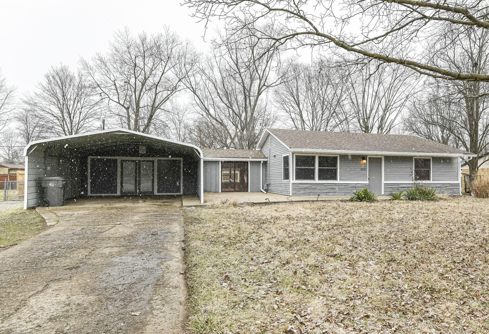 Photo one of 3202 Ashland Ave Indianapolis IN 46226 | MLS 21964583