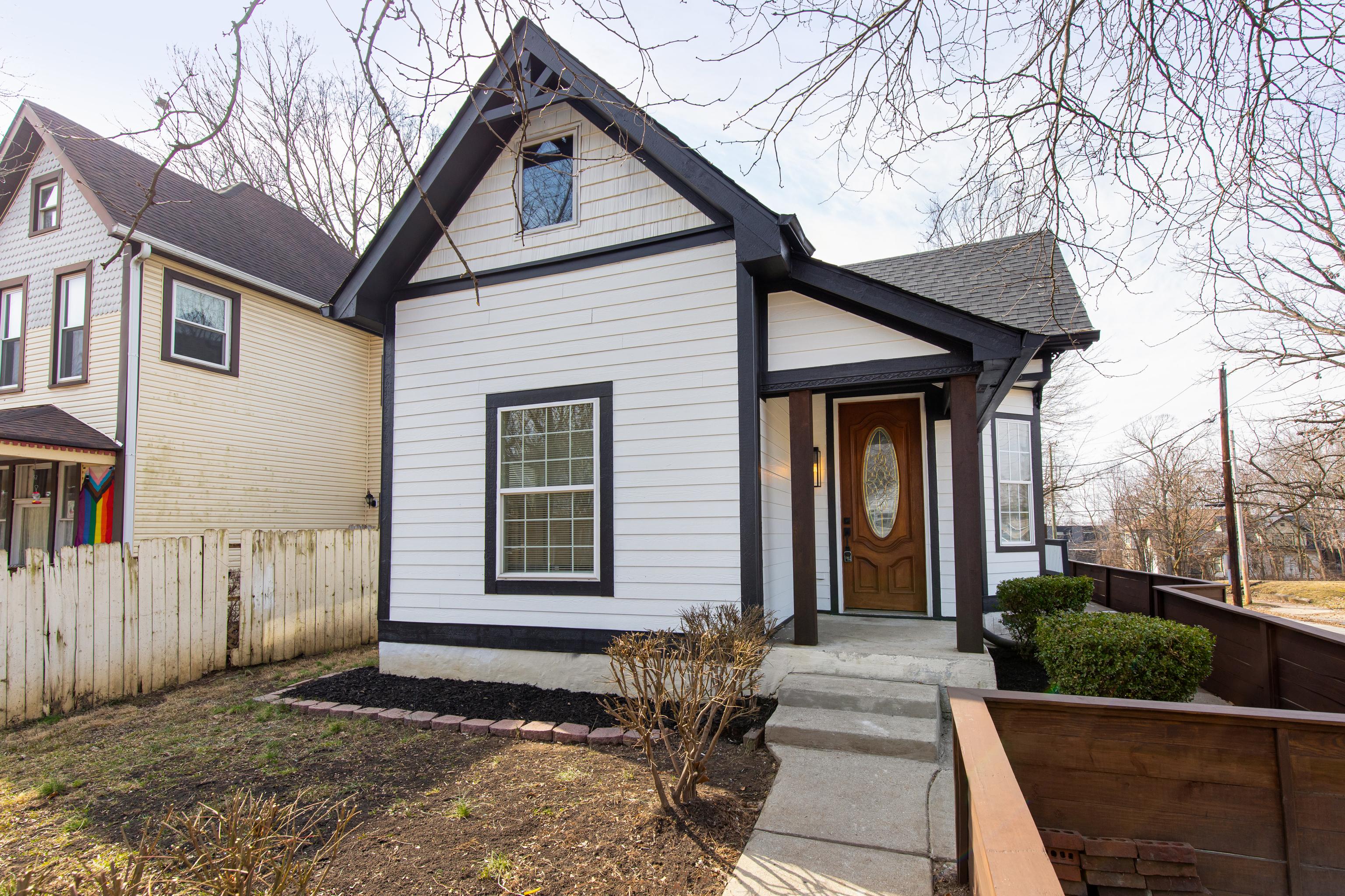 Photo one of 1130 Newman St Indianapolis IN 46201 | MLS 21965253