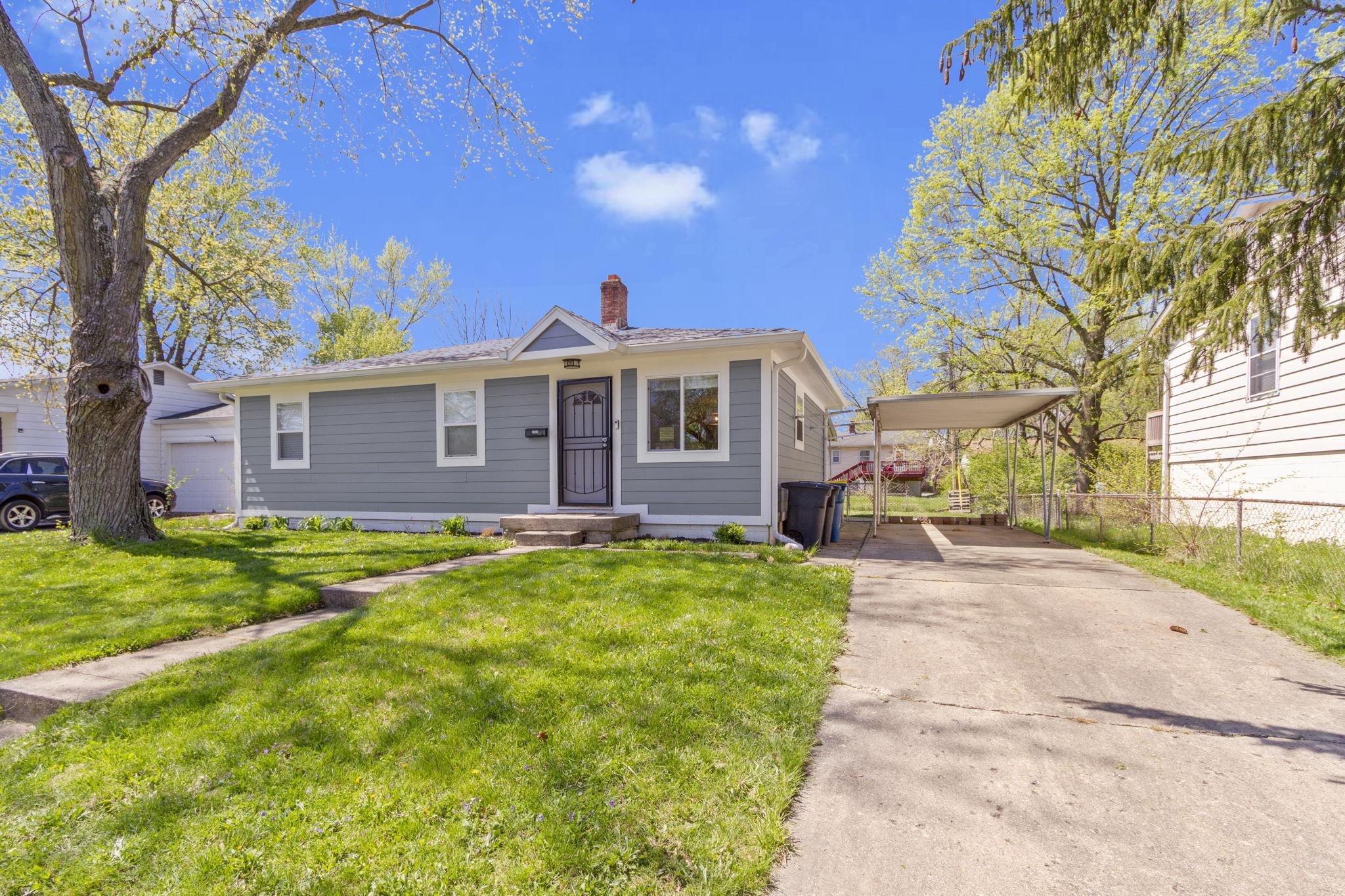 Photo one of 3538 Cecil Ave Indianapolis IN 46226 | MLS 21965309