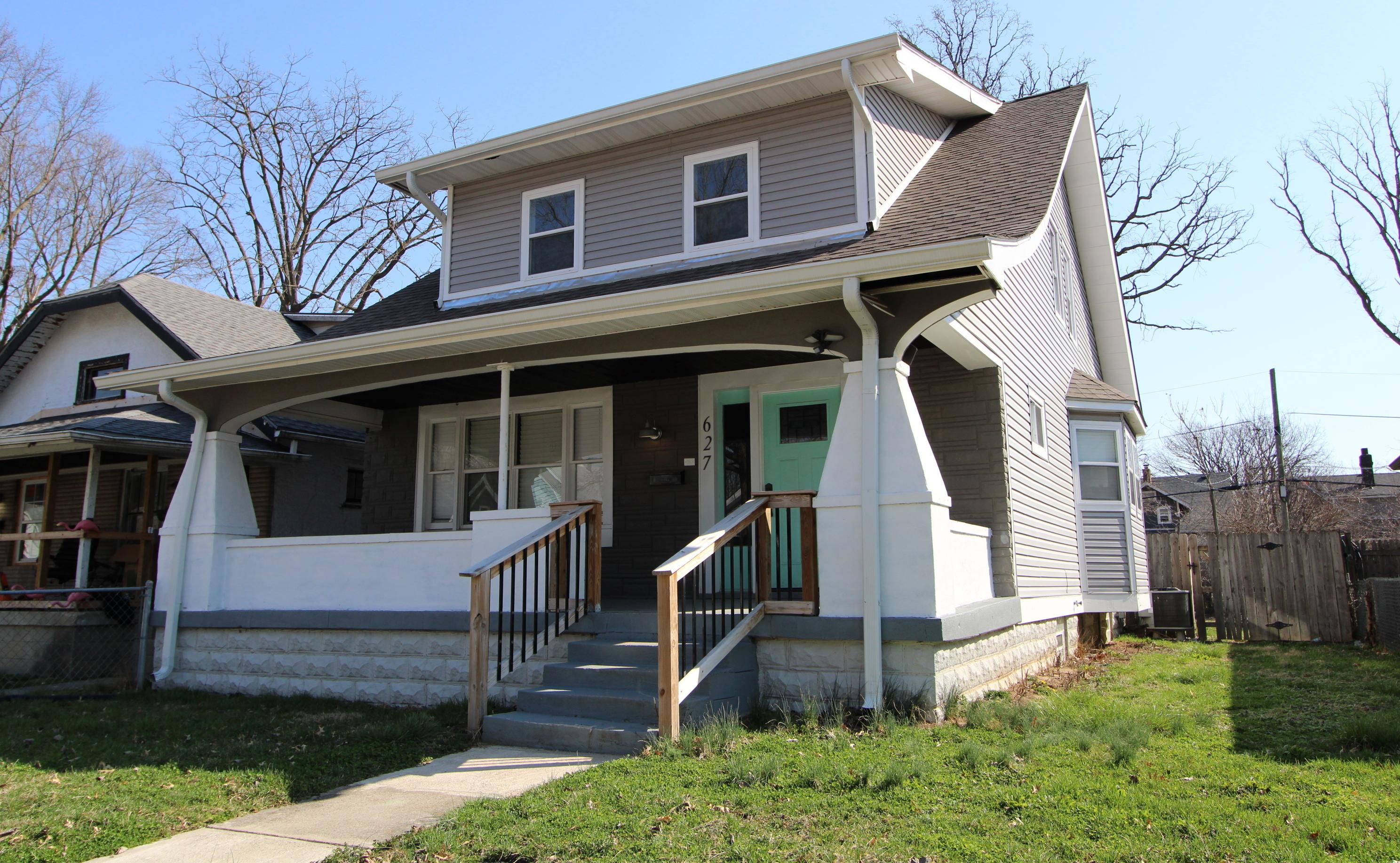 Photo one of 627 N Colorado Ave Indianapolis IN 46201 | MLS 21965438