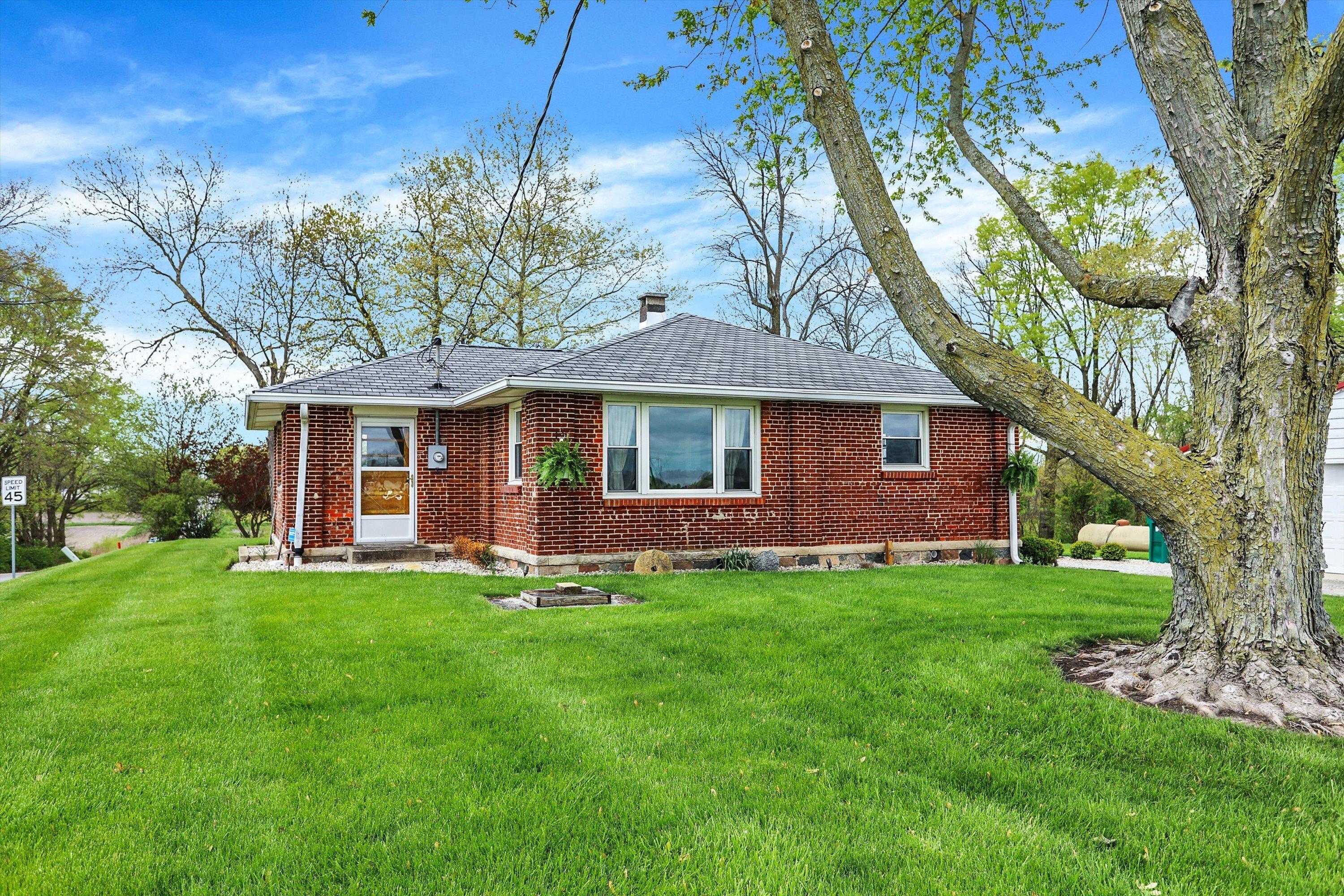 Photo one of 20765 Cyntheanne Rd Noblesville IN 46060 | MLS 21965611