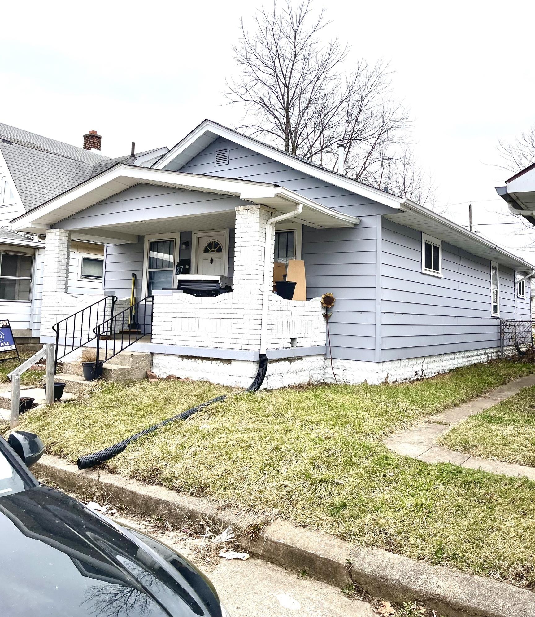 Photo one of 27 E Legrande Ave Indianapolis IN 46225 | MLS 21965733