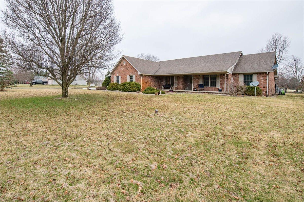 Photo one of 4270 N Pr 150 E Shelbyville IN 46176 | MLS 21966643