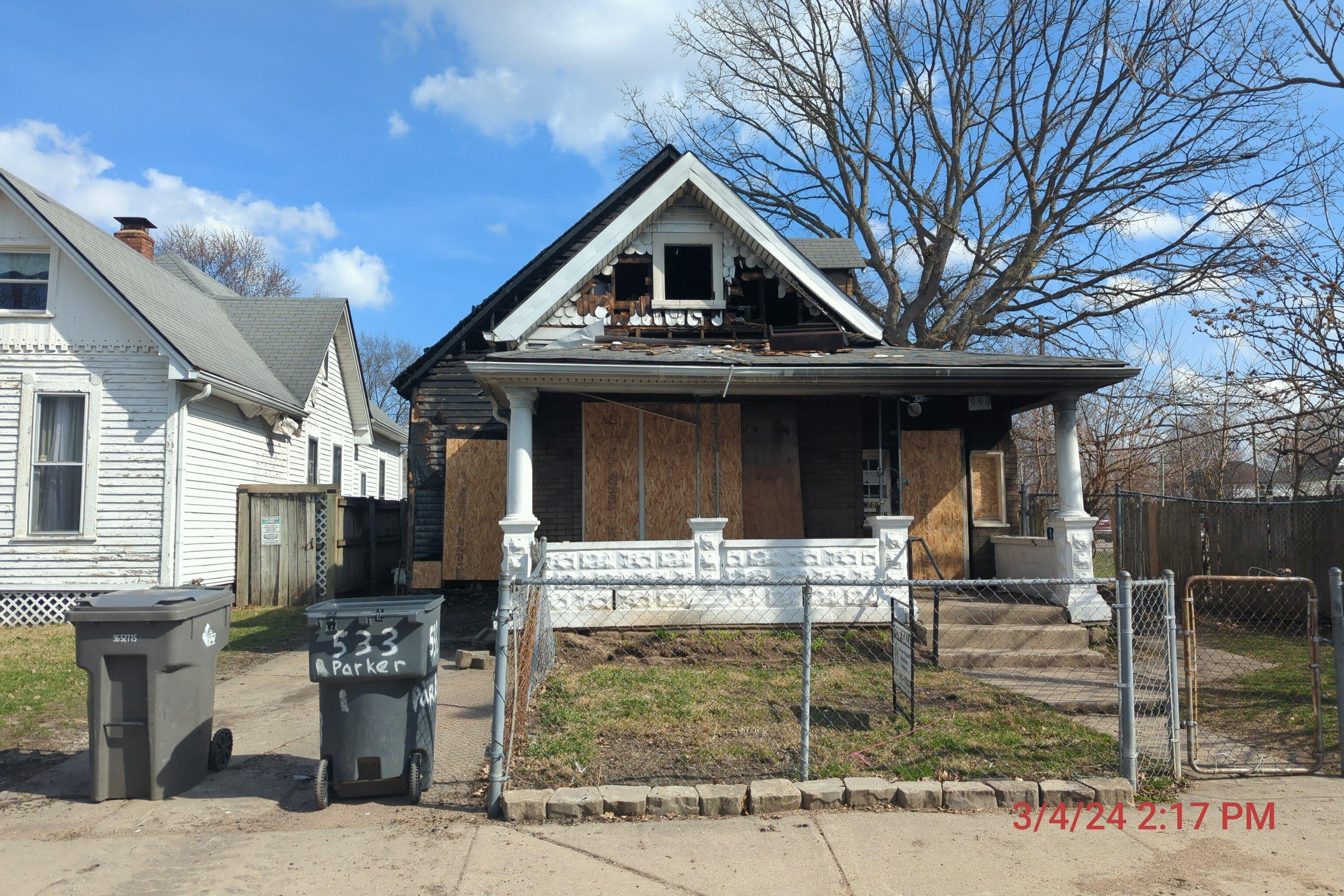 Photo one of 559 N Beville Ave Indianapolis IN 46201 | MLS 21966808