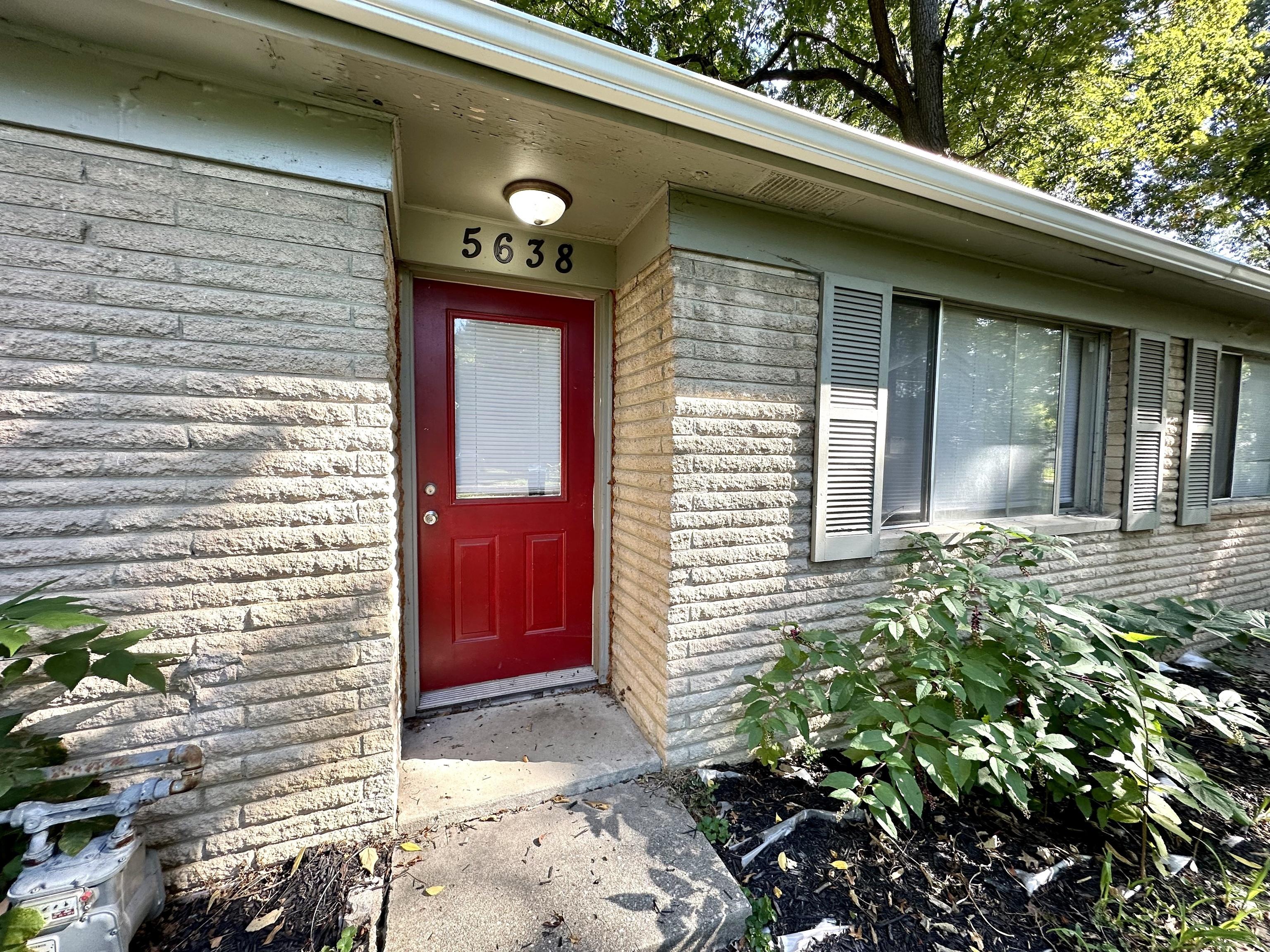 Photo one of 5638 W Ohio St Indianapolis IN 46224 | MLS 21967038