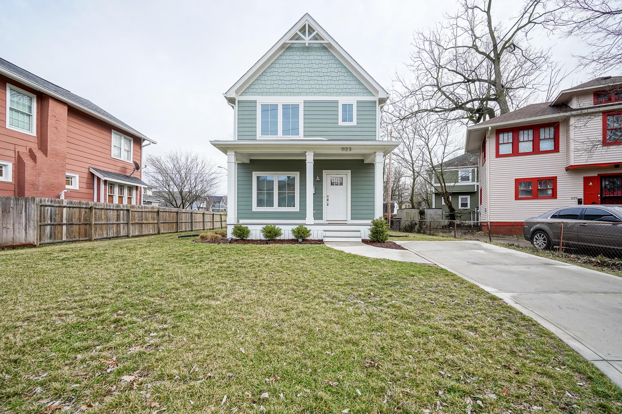 Photo one of 1123 Fairfield Ave Indianapolis IN 46205 | MLS 21967108