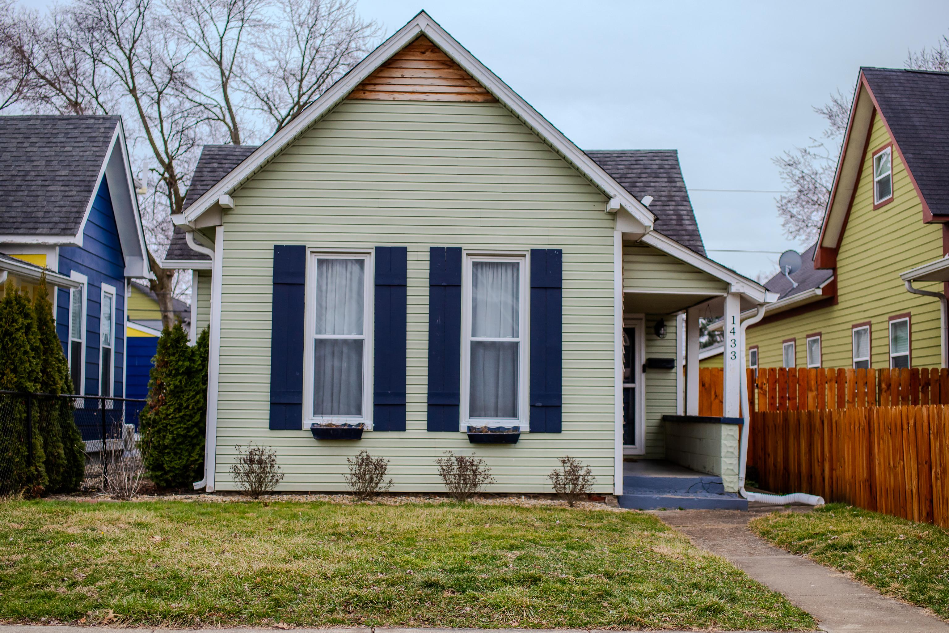 Photo one of 1433 Spann Ave Indianapolis IN 46203 | MLS 21967445