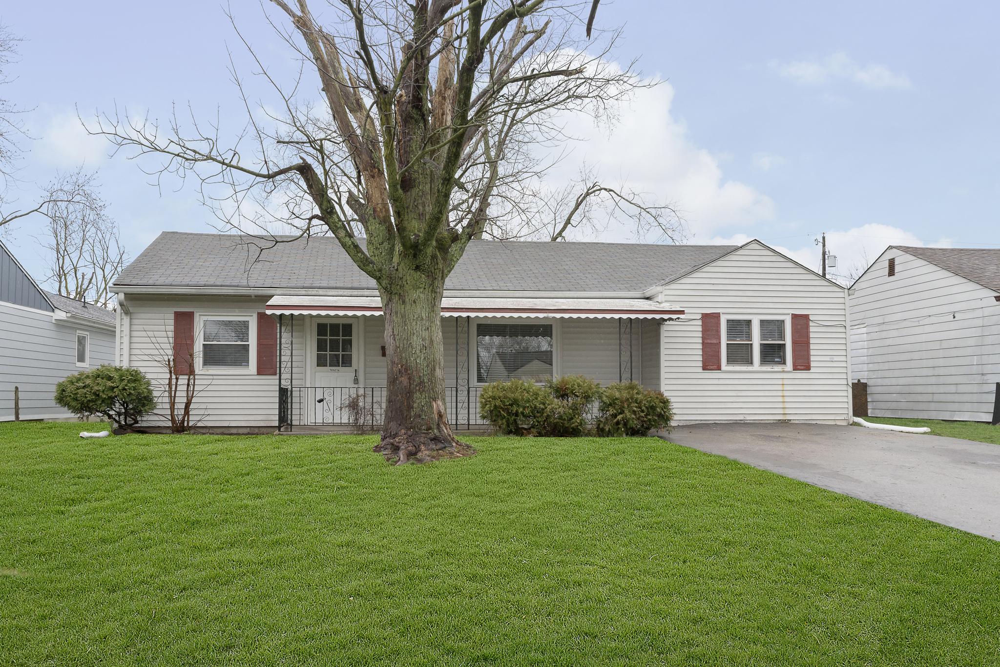 Photo one of 2220 N Catherwood N Ave Indianapolis IN 46219 | MLS 21967632