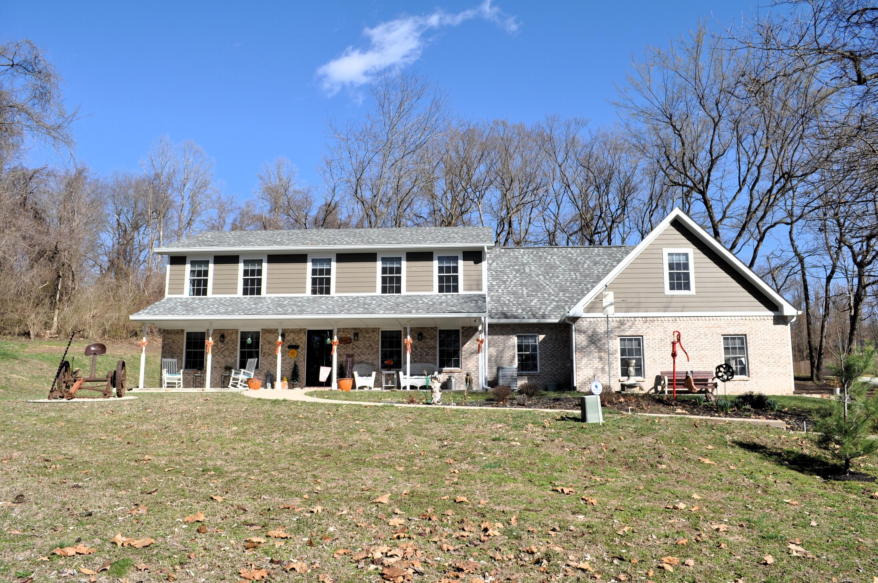 Photo one of 1453 N Blue Bluff Rd Martinsville IN 46151 | MLS 21967666