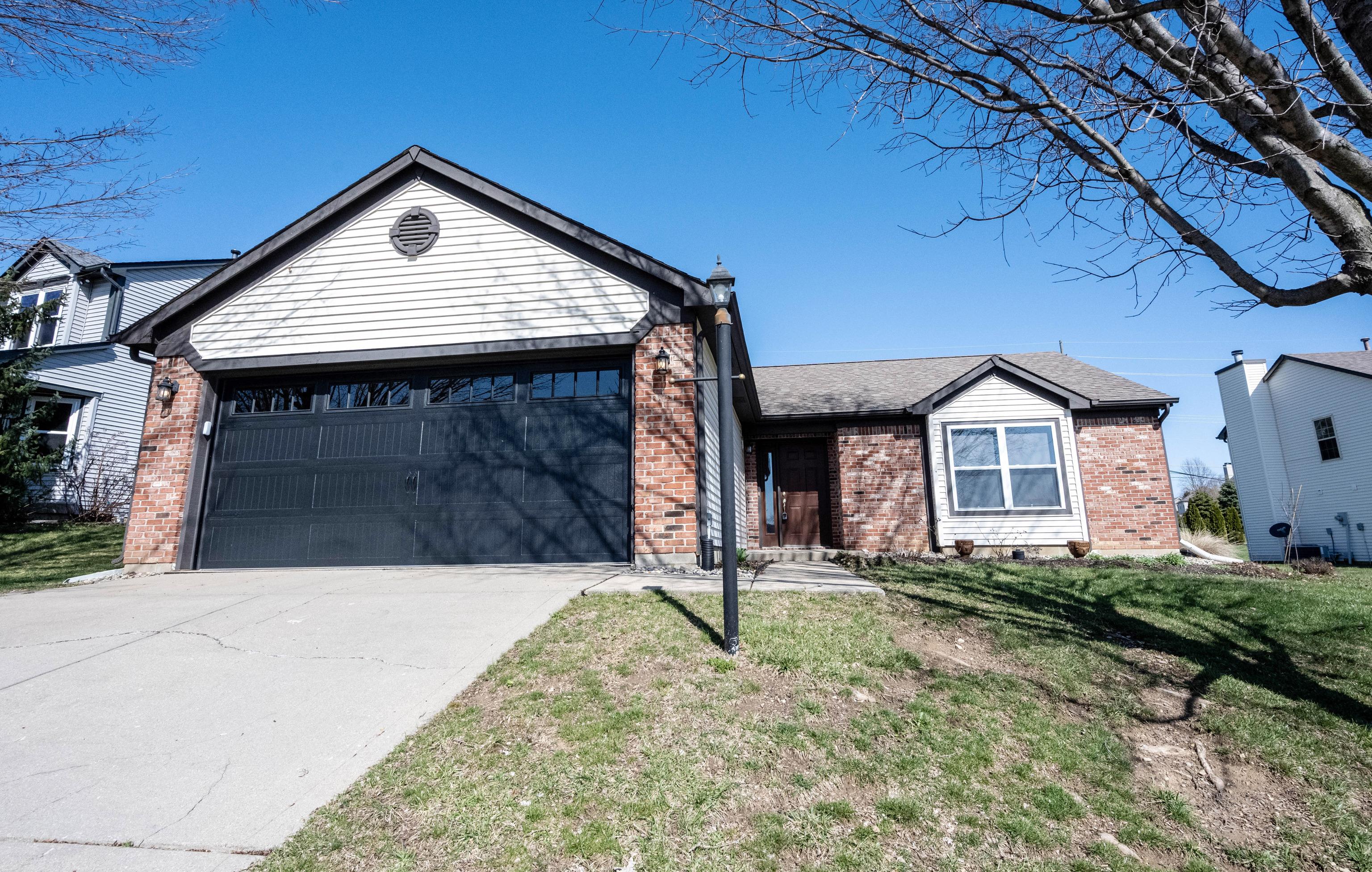 Photo one of 9652 Overcrest Dr Fishers IN 46037 | MLS 21967978