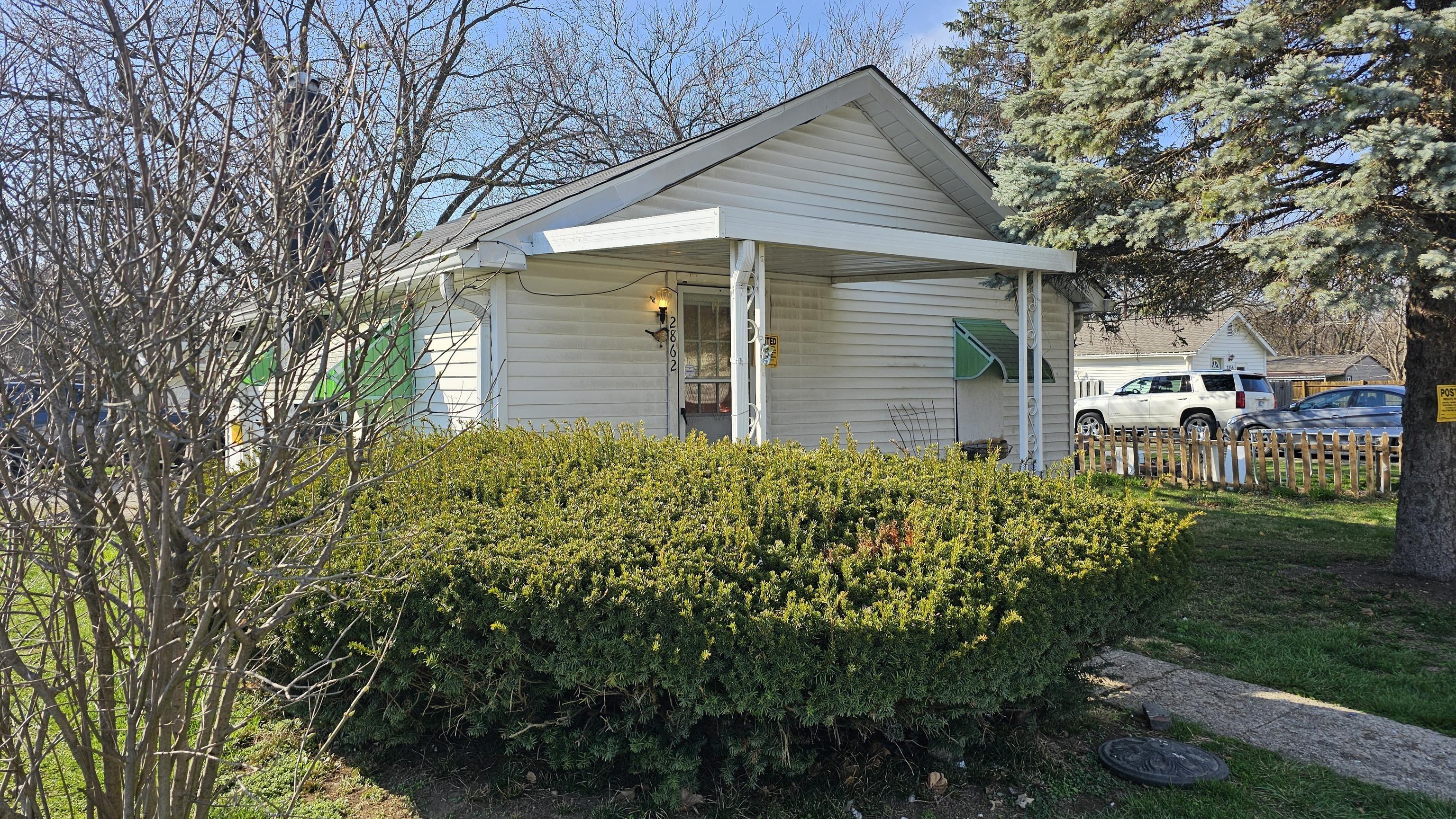 Photo one of 2862 Collier St Indianapolis IN 46241 | MLS 21968186