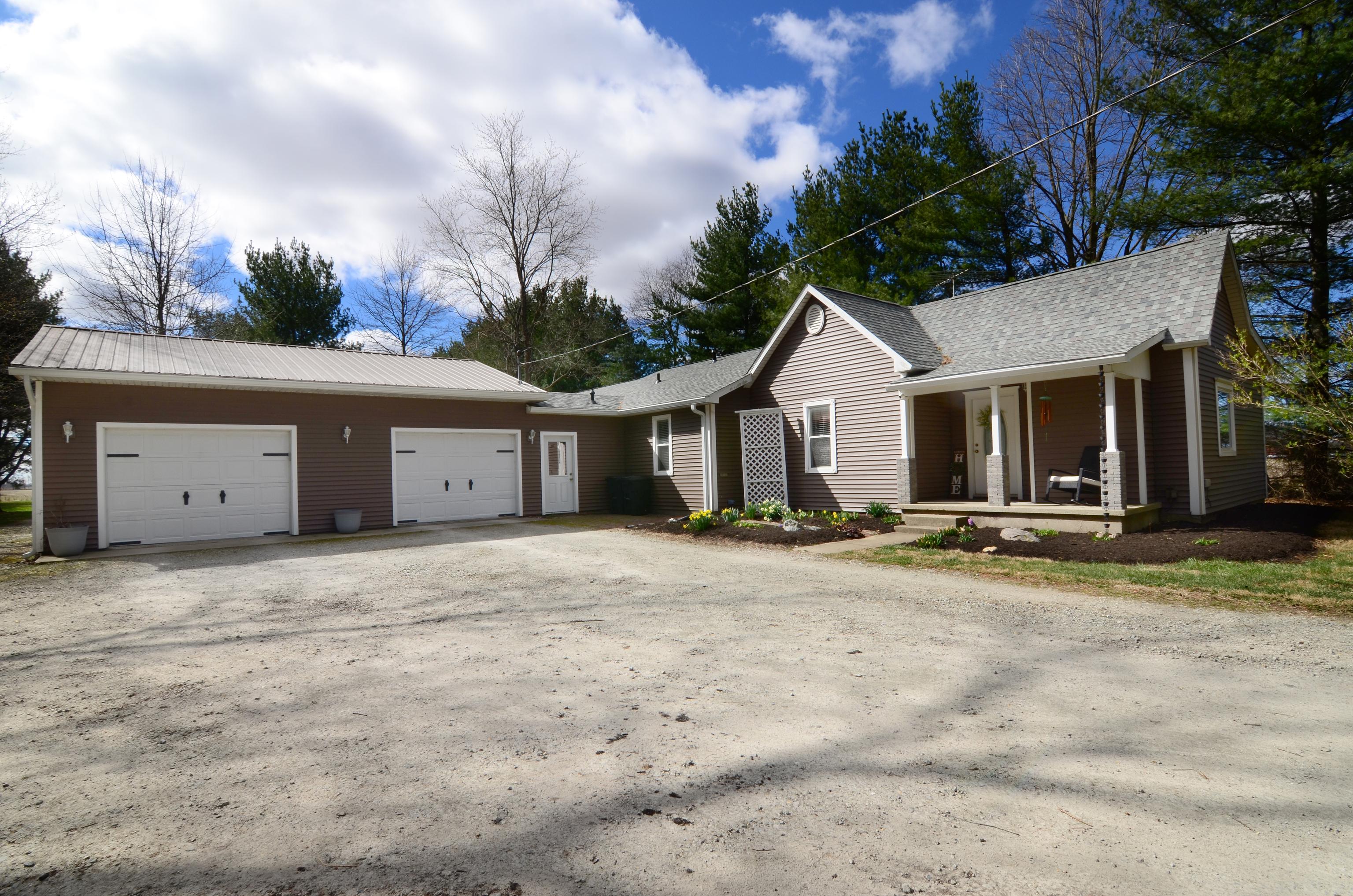 Photo one of 8373 W State Road 47 Thorntown IN 46071 | MLS 21968372