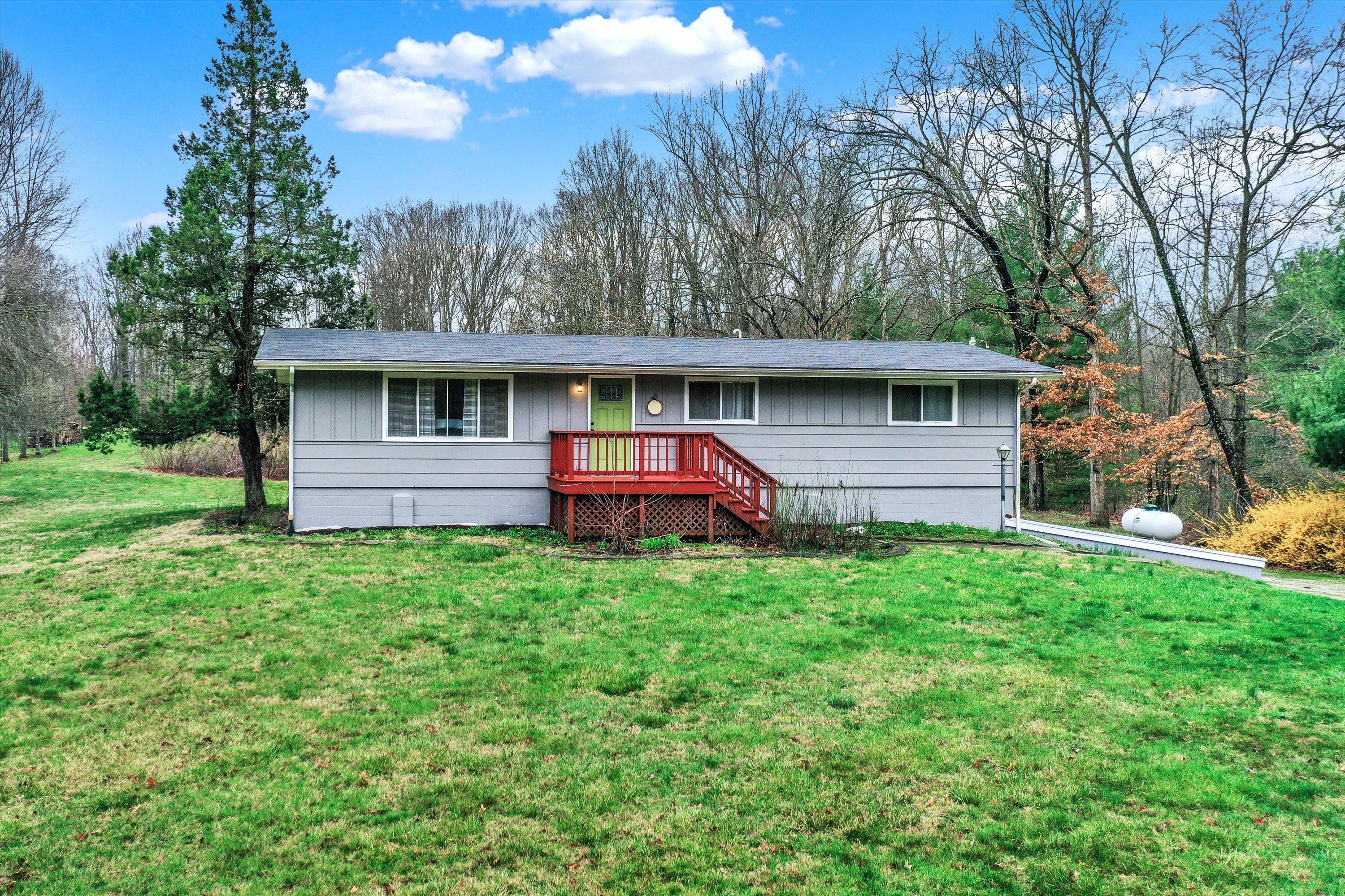 Photo one of 735 N Buffalo Hill Rd Martinsville IN 46151 | MLS 21968596