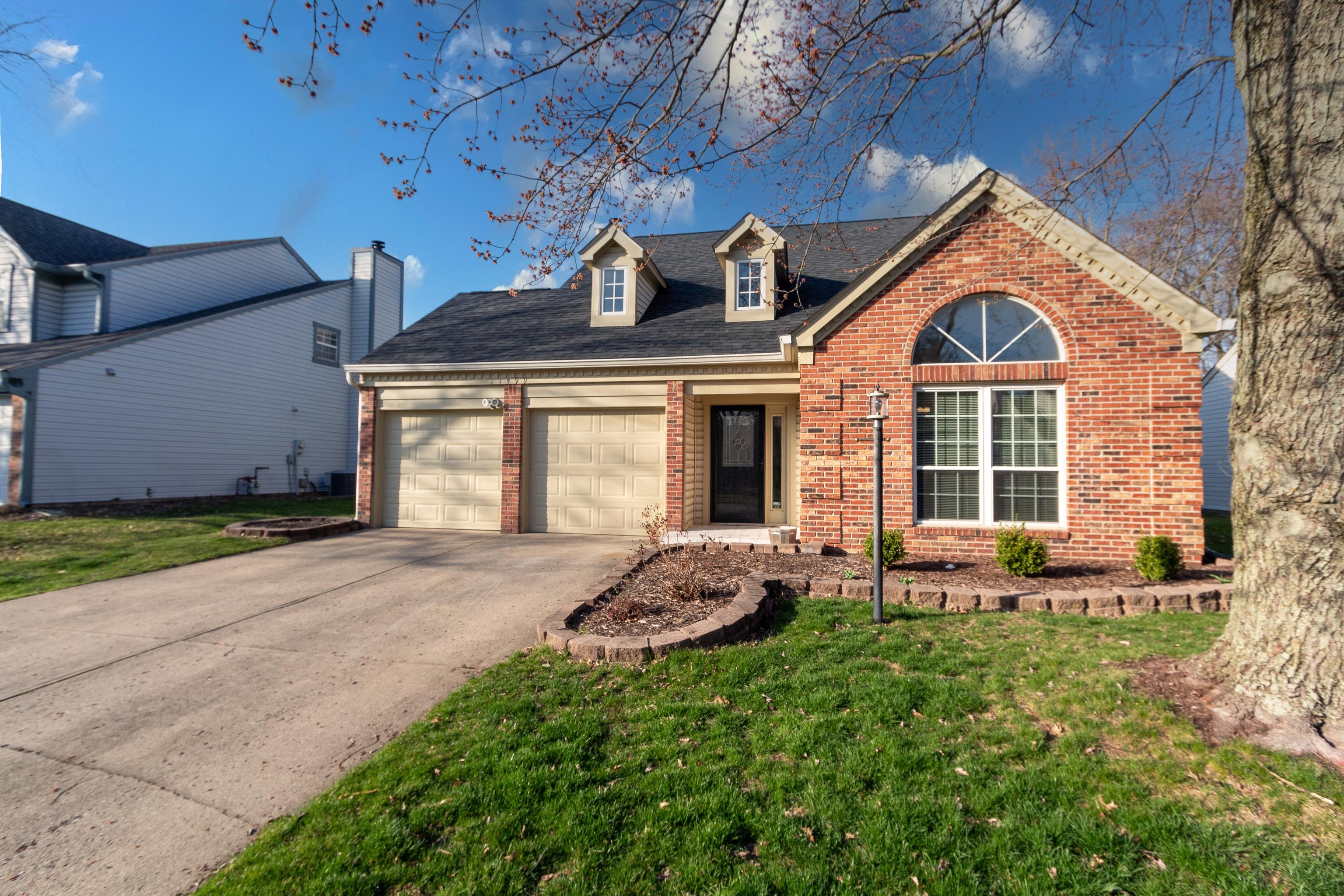 Photo one of 11499 Charleston Pkwy Fishers IN 46038 | MLS 21968741