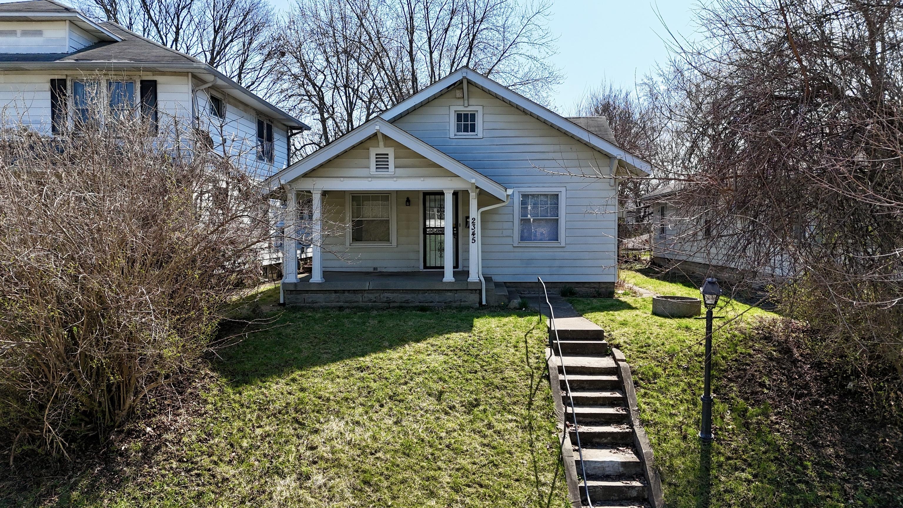 Photo one of 2345 Coyner Ave Indianapolis IN 46218 | MLS 21968875