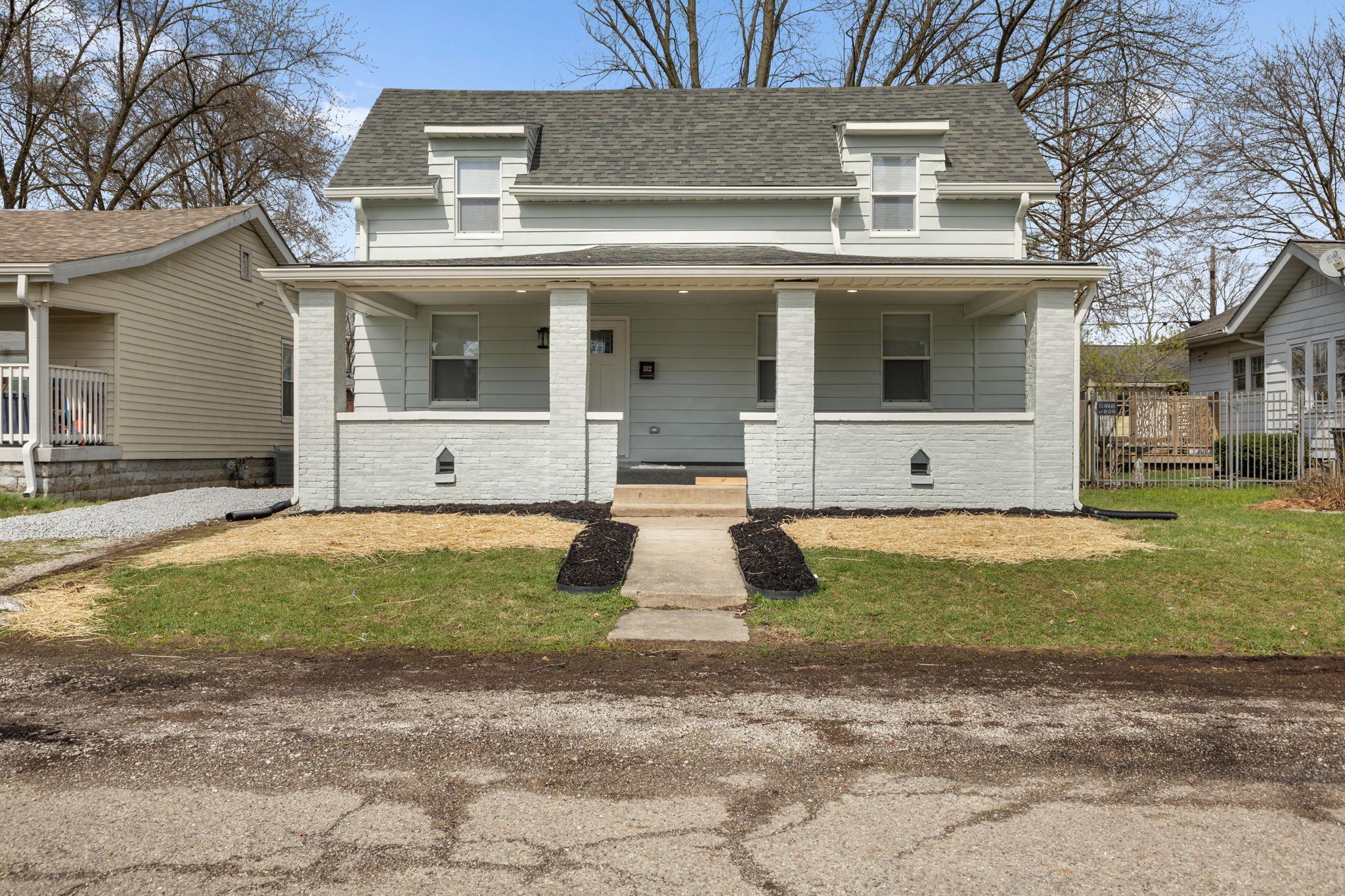Photo one of 1112 E Markwood Ave Indianapolis IN 46227 | MLS 21969189
