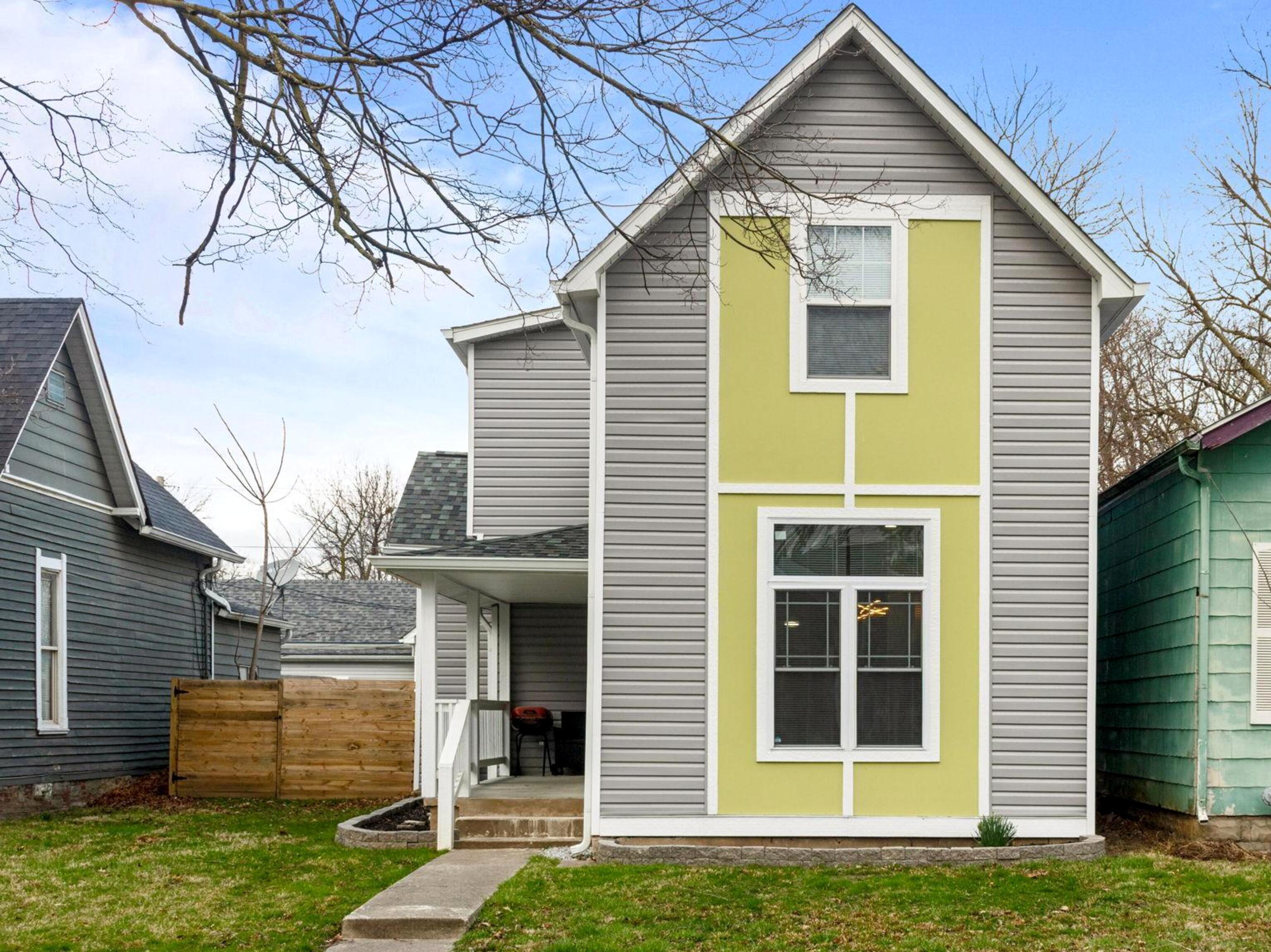 Photo one of 1408 Pleasant St Indianapolis IN 46203 | MLS 21969498