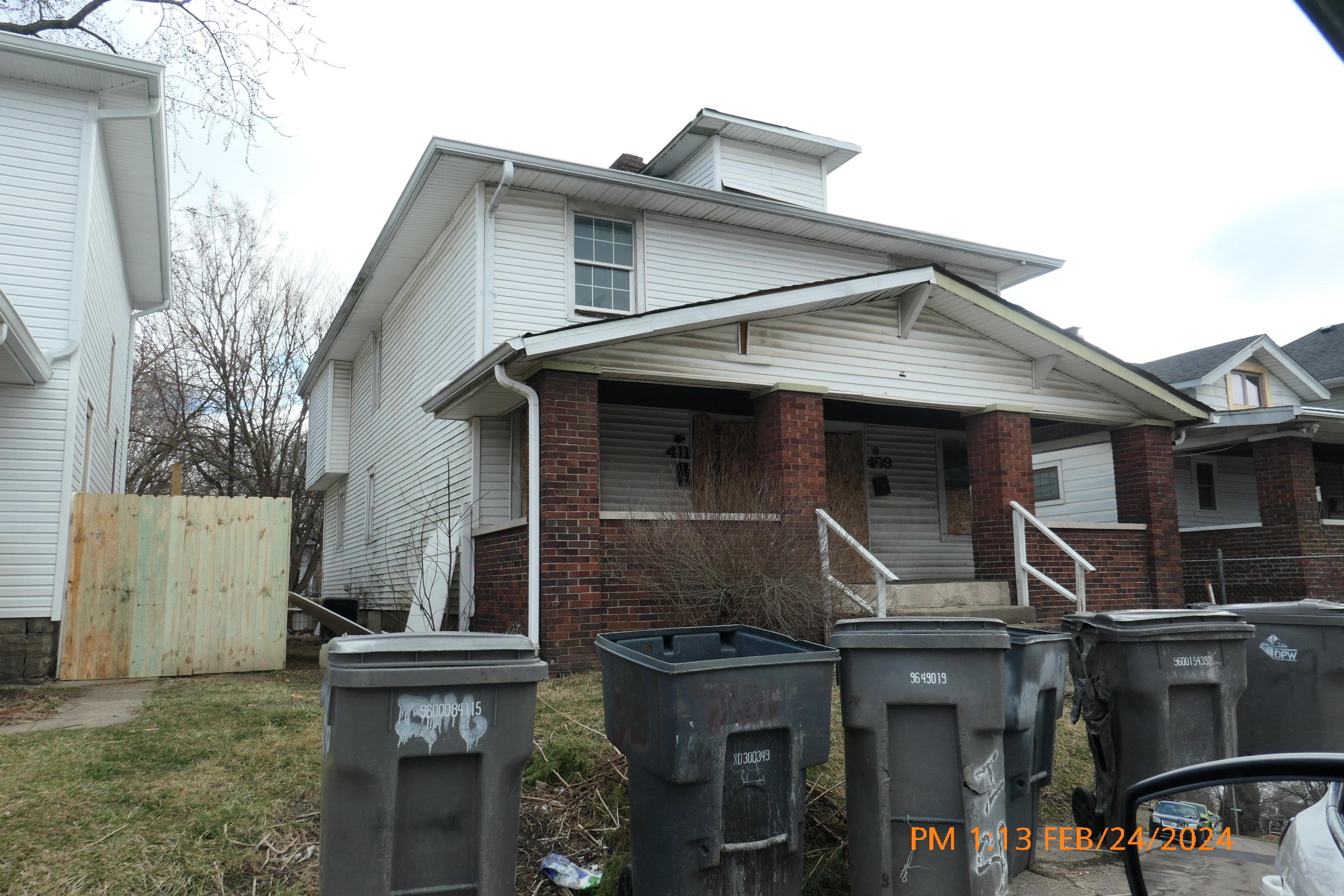 Photo one of 409 N Oakland Ave Indianapolis IN 46201 | MLS 21969613
