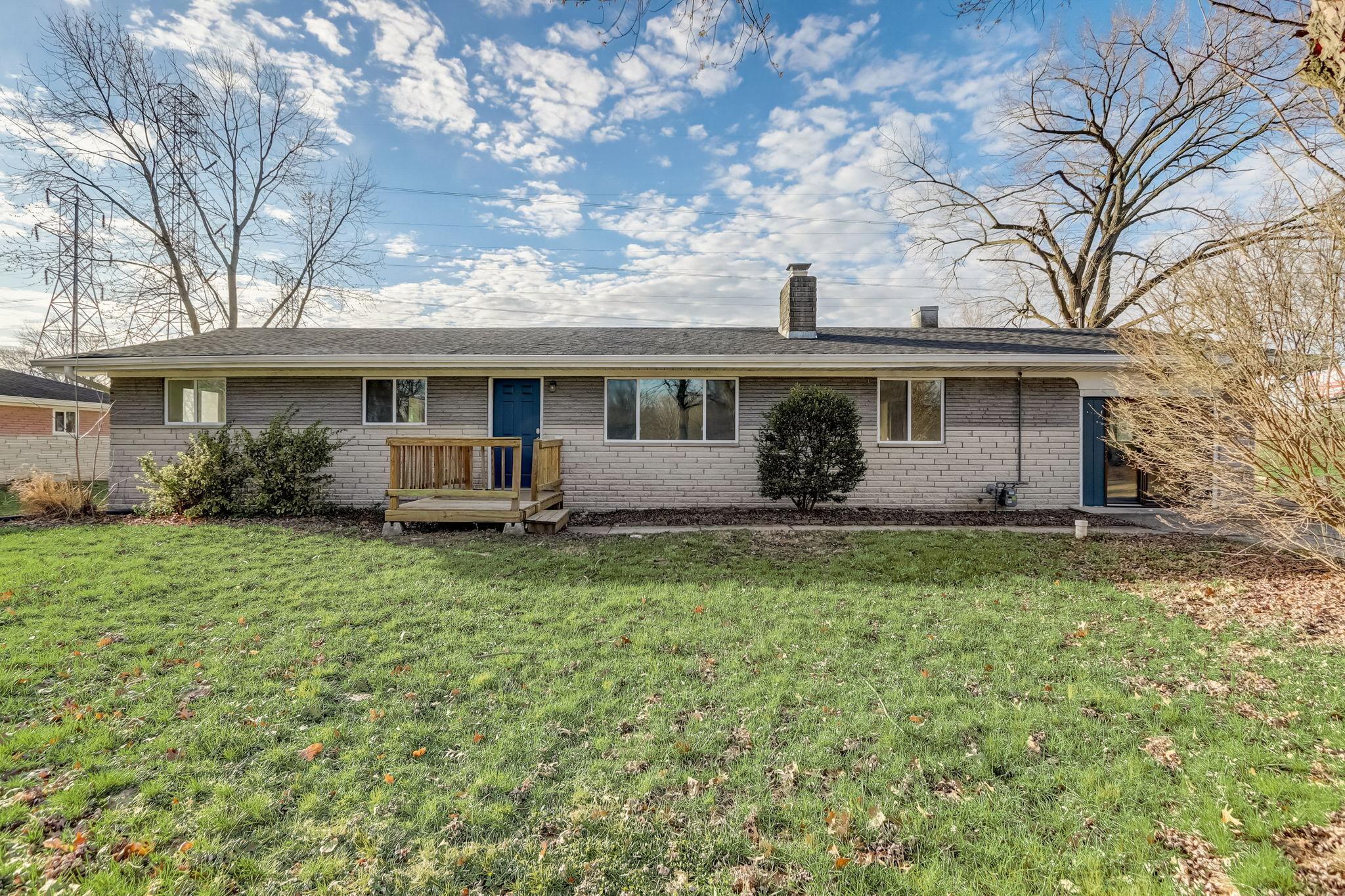 Photo one of 4125 Floyd Dr Indianapolis IN 46221 | MLS 21969762
