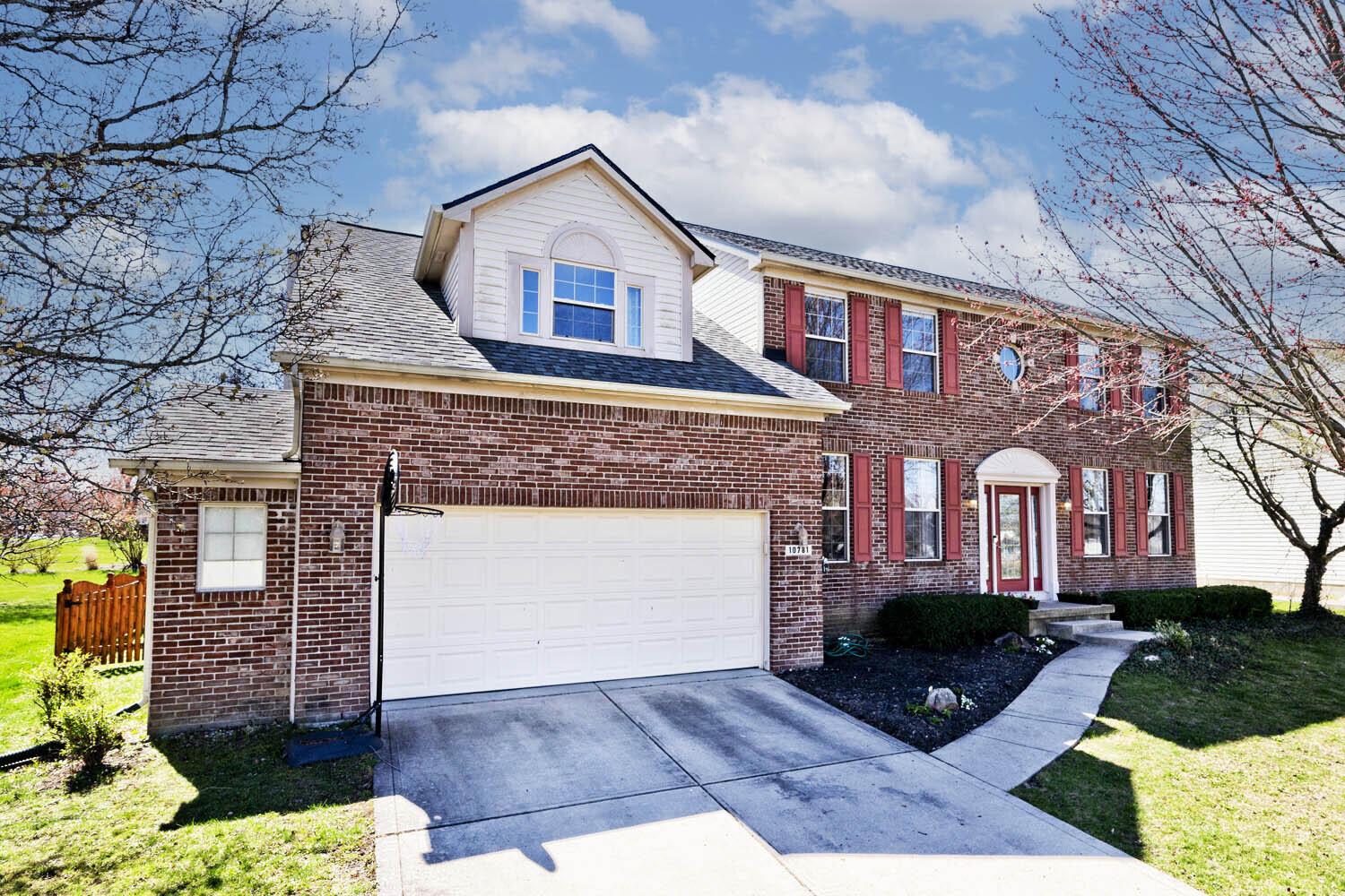 Photo one of 10781 Blueberry Ln Fishers IN 46037 | MLS 21969786