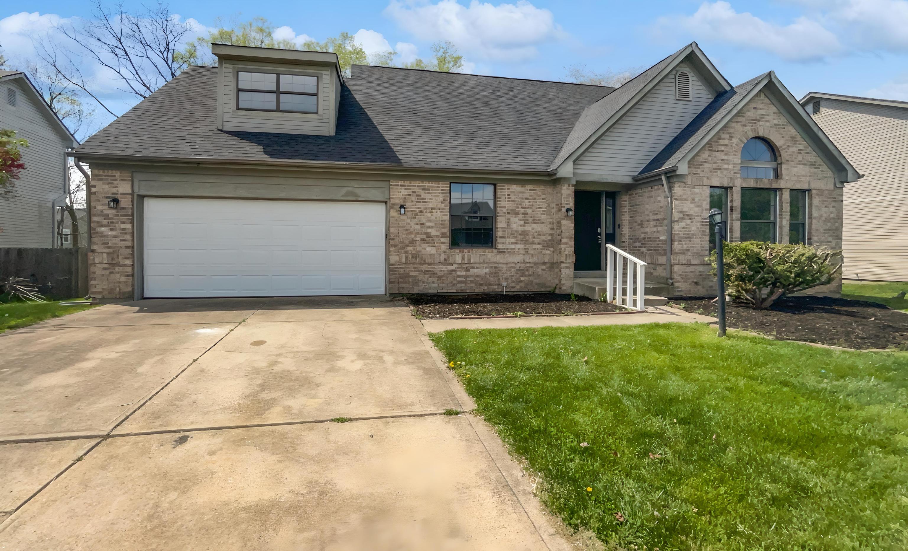 Photo one of 6728 Silver Tree Dr Indianapolis IN 46236 | MLS 21969888
