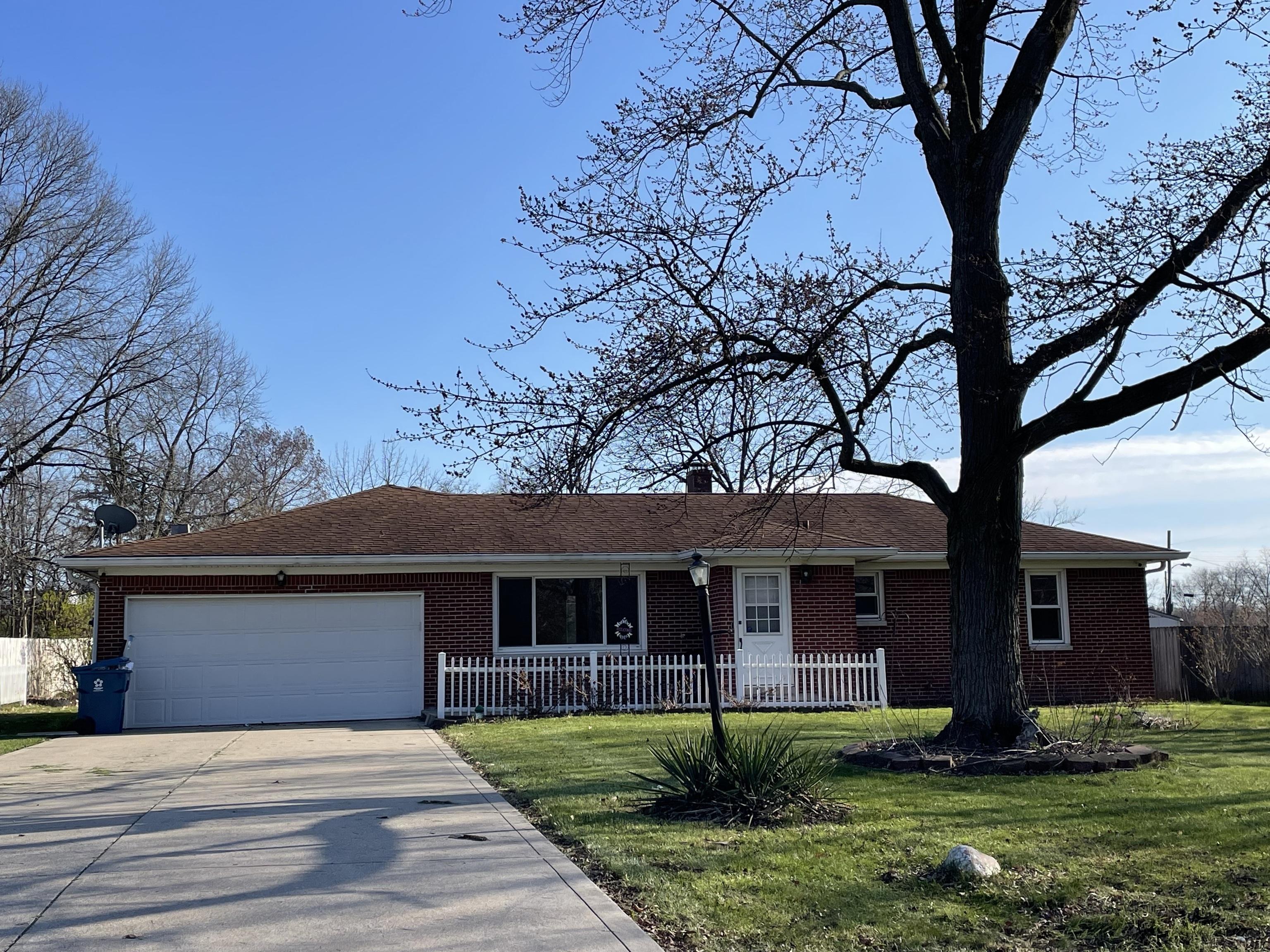 Photo one of 6309 W Market St Indianapolis IN 46214 | MLS 21970407